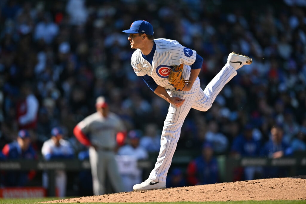 Cubs Place Phil Maton on 15-Day IL With Right Knee Tendinitis, Activate David Peterson