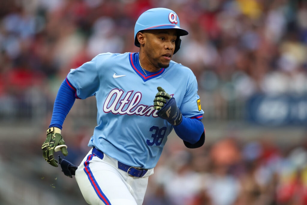 Braves shuffle roster: José Azócar added after Eli White goes on paternity list, Jair Camargo designated for assignment