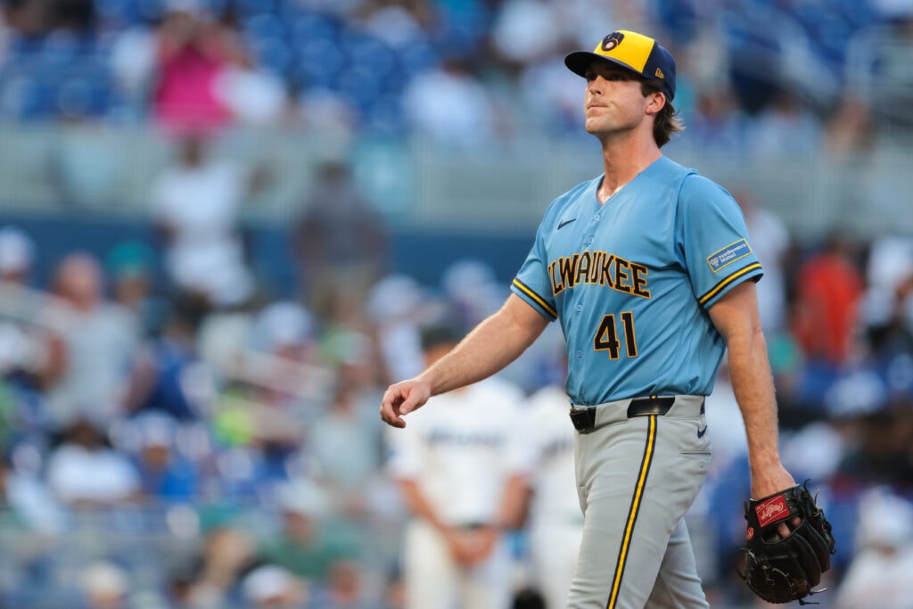 Brewers bring Jake Woodford back, re-signing right-hander to a minor league deal