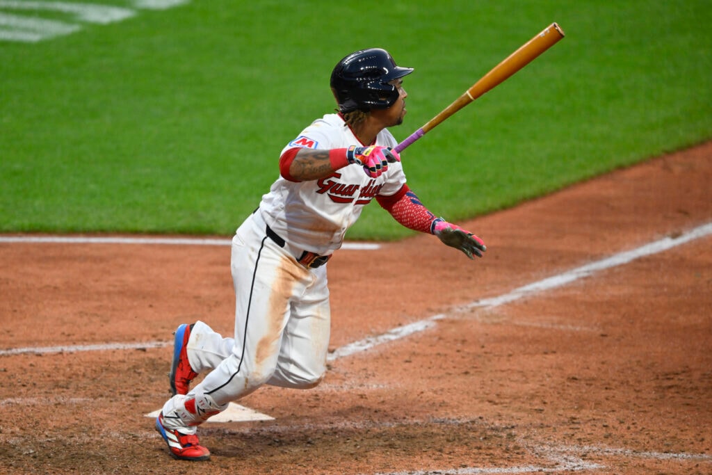 Jose Ramirez expected to land on IL with left hamate fracture as Guardians await further updates