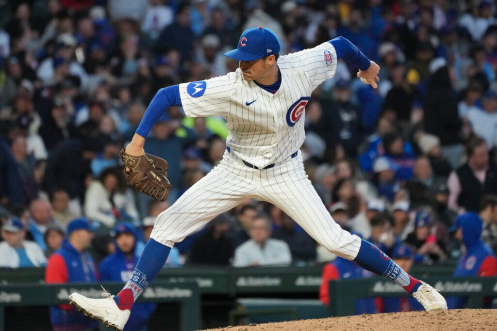 Cubs release lefty reliever Hoby Milner, making him free to sign elsewhere