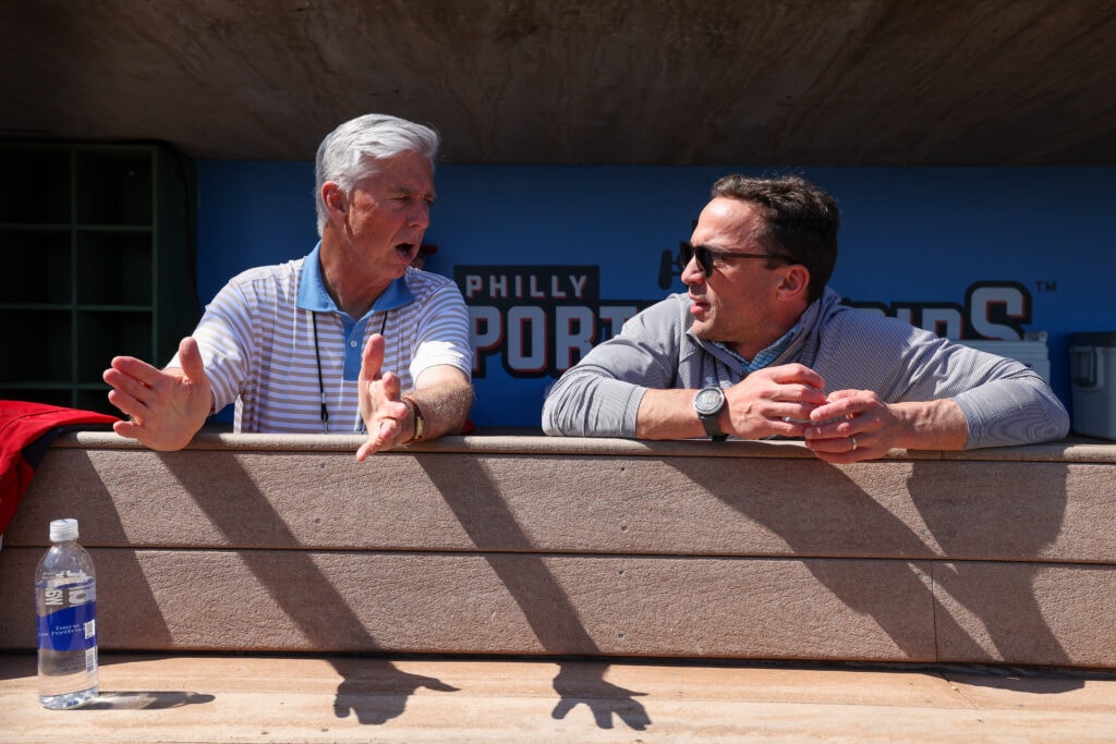 Sam Fuld withdraws from Athletics front-office search, staying with Phillies