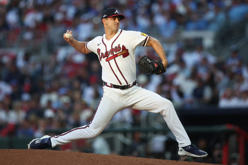 Tyler Mahle indicates interest in returning to the Braves after postseason exit