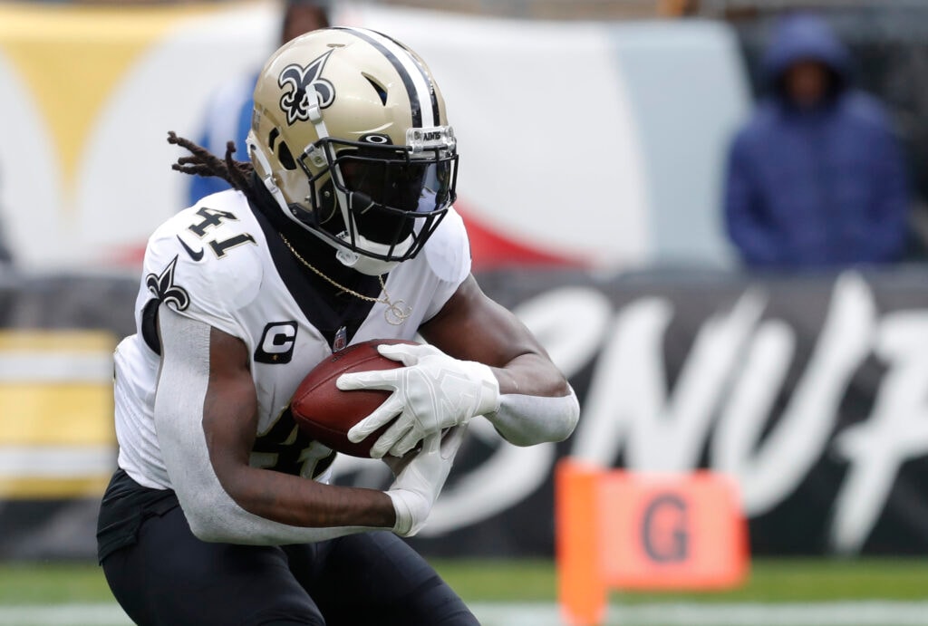 NFL training camp clarity remains uneven as veteran questions linger in league-wide recap