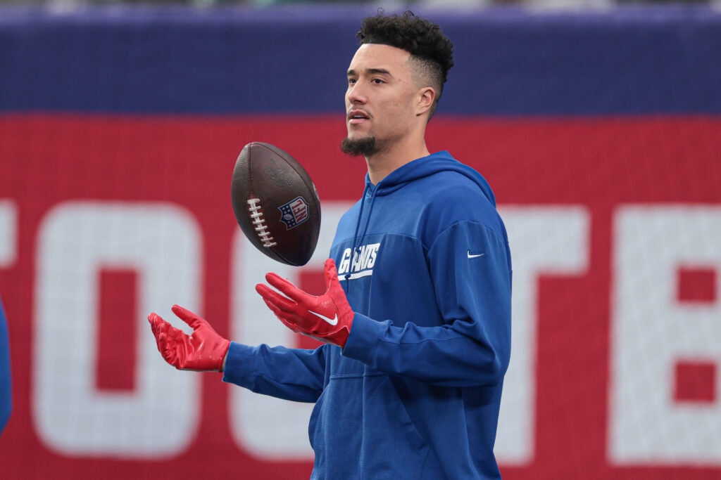 Giants roster churn at quarterback and receiver, as Odell Beckham Jr. makes the 53-man cut
