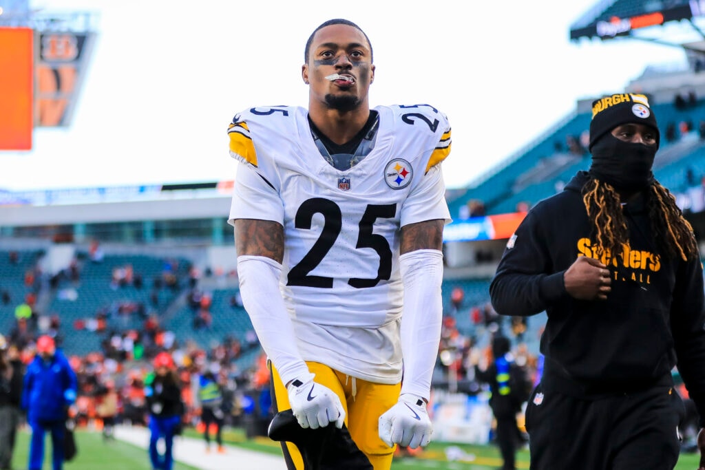 Steelers Open Practice Window for DeShon Elliott, Creating Potential Defensive Rebalance