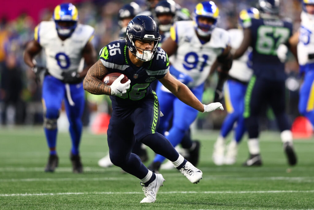 Seahawks early first-team reps point to George Holani as Jadarian Price’s camp challenger