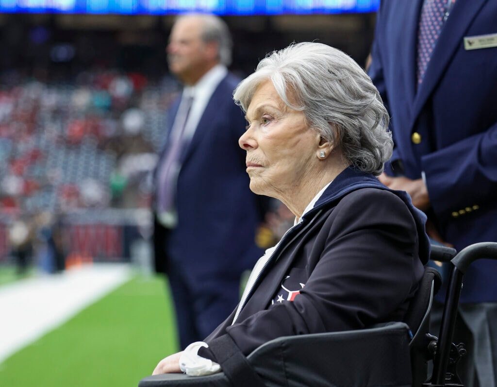 Janice McNair, Texans co-founder and senior chair, dies at 89