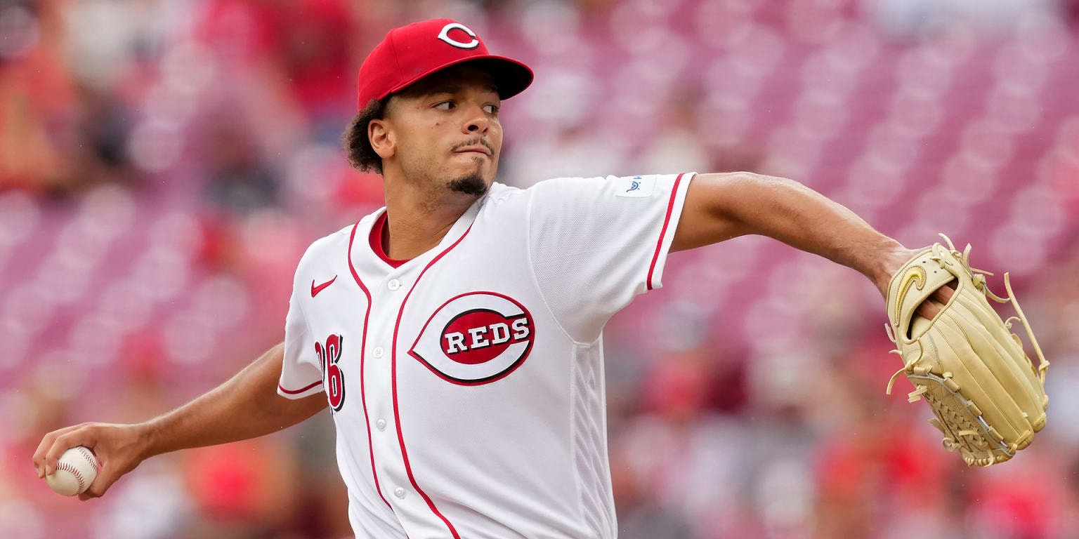 Chase Burns’ workload plan stays steady as Reds chase the NL Wild Card