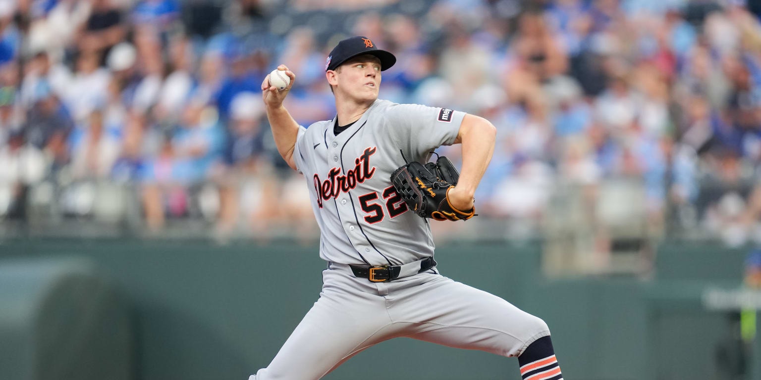 Melton’s rare miscues help Royals beat Tigers 5-2, pushing Detroit deeper into the AL Wild Card chase