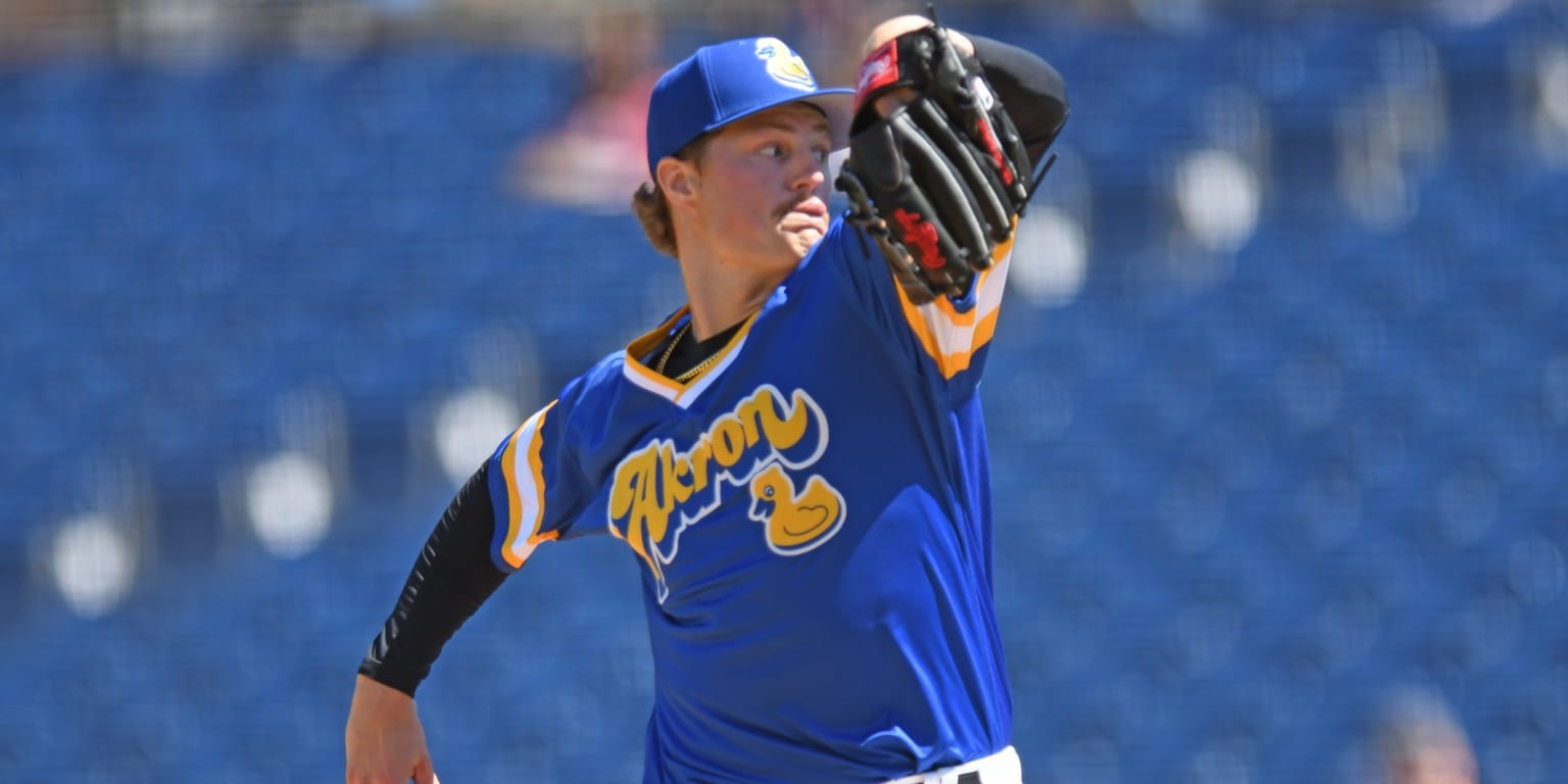 Guardians prospect Khal Stephen lands on 7-day Minor League IL with right elbow soreness