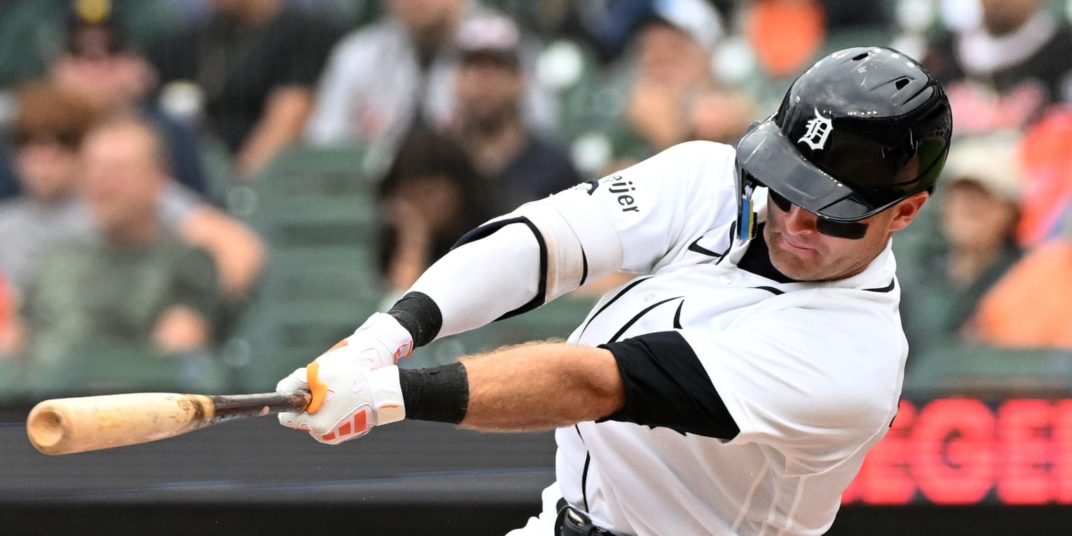 Tigers Lean Into “Don’t Stop Believin’” as Postseason Window Tightens at Comerica Park