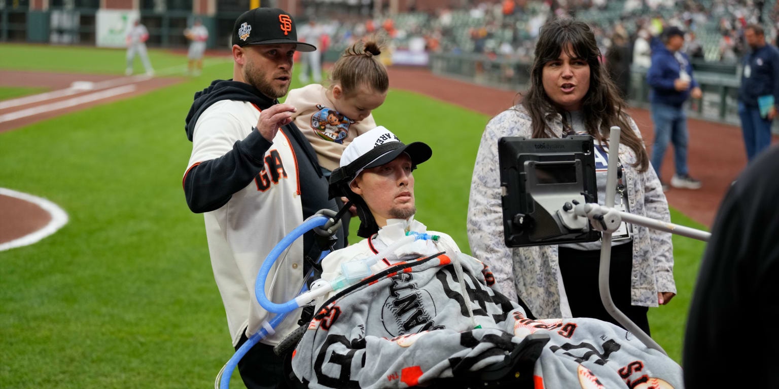 Giants honor longtime fan with ALS as “Play Ball!” returns in his own voice