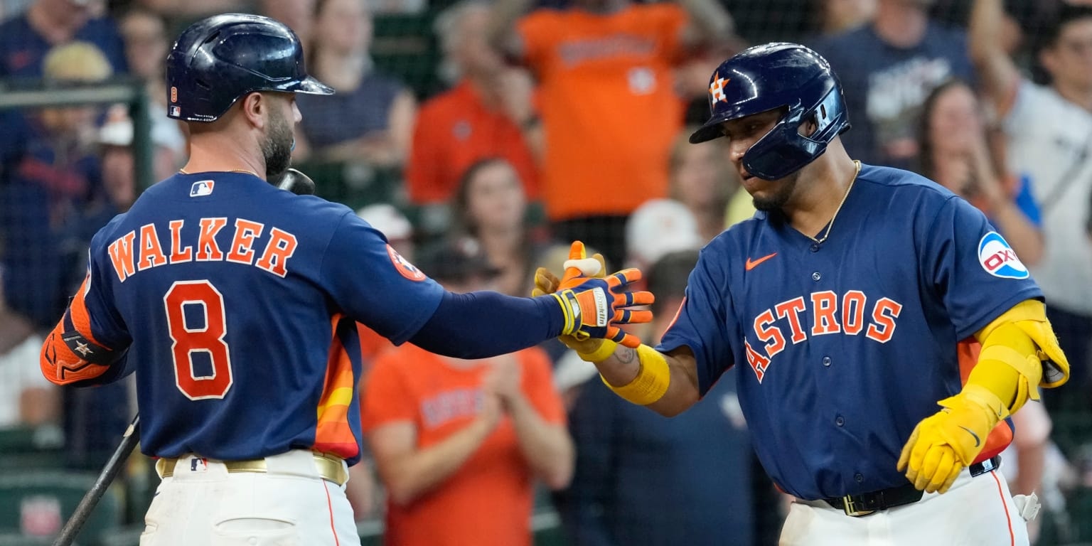 Christian Walker and Isaac Paredes power Astros past Rays, putting Houston within reach of .500