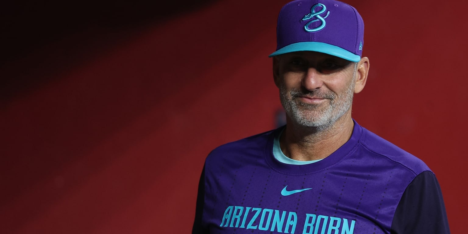 Lovullo shrugs off Ketel Marte social-media images as D-backs focus on baseball
