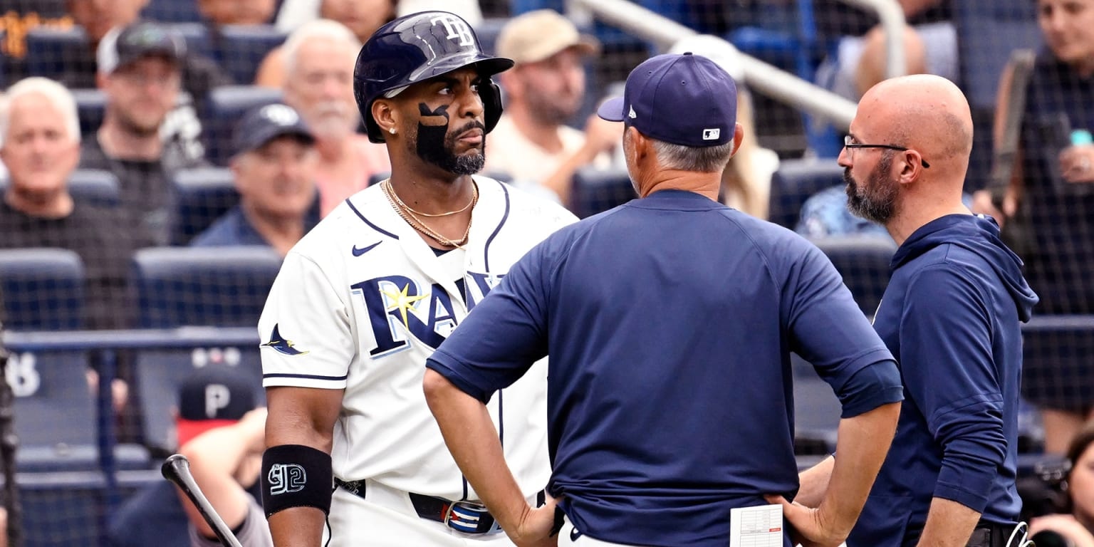 Rays DH Yandy Díaz leaves early vs. Diamondbacks with left-shoulder strain, expected to be fine