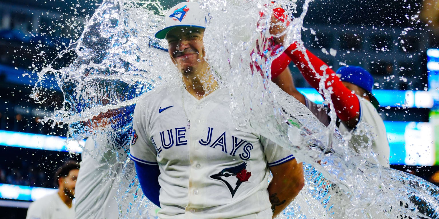 Brandon Valenzuela’s first walk-off lifts Blue Jays past Phillies, 3-2