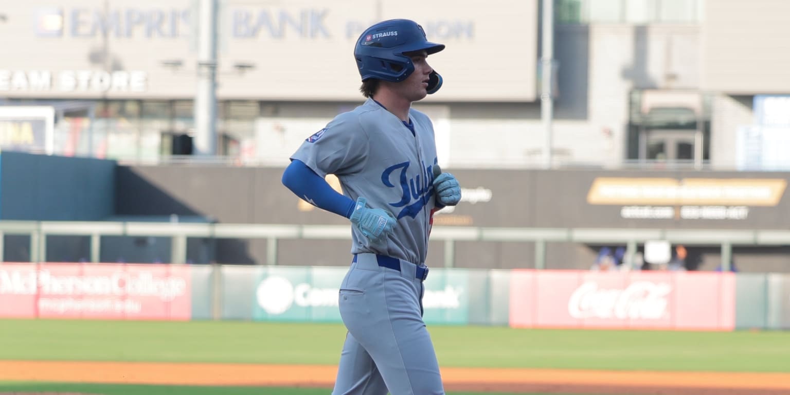 Dodgers prospect Mike Sirota keeps on-base streak alive at 67, extending an unusual season-long pattern