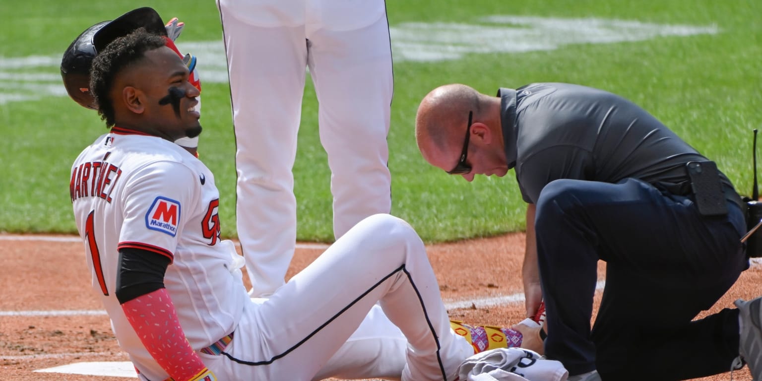 Guardians place Angel Martínez on IL with left foot fracture as team weighs DeLauter’s rib pain