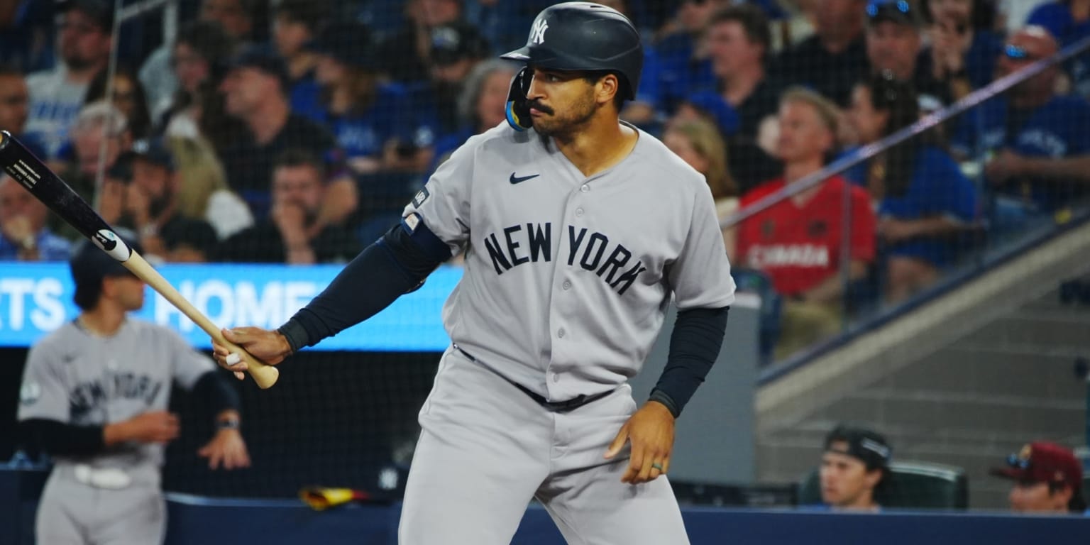 Trent Grisham leaves Yankees-Blue Jays game after appearing to injure himself running bases