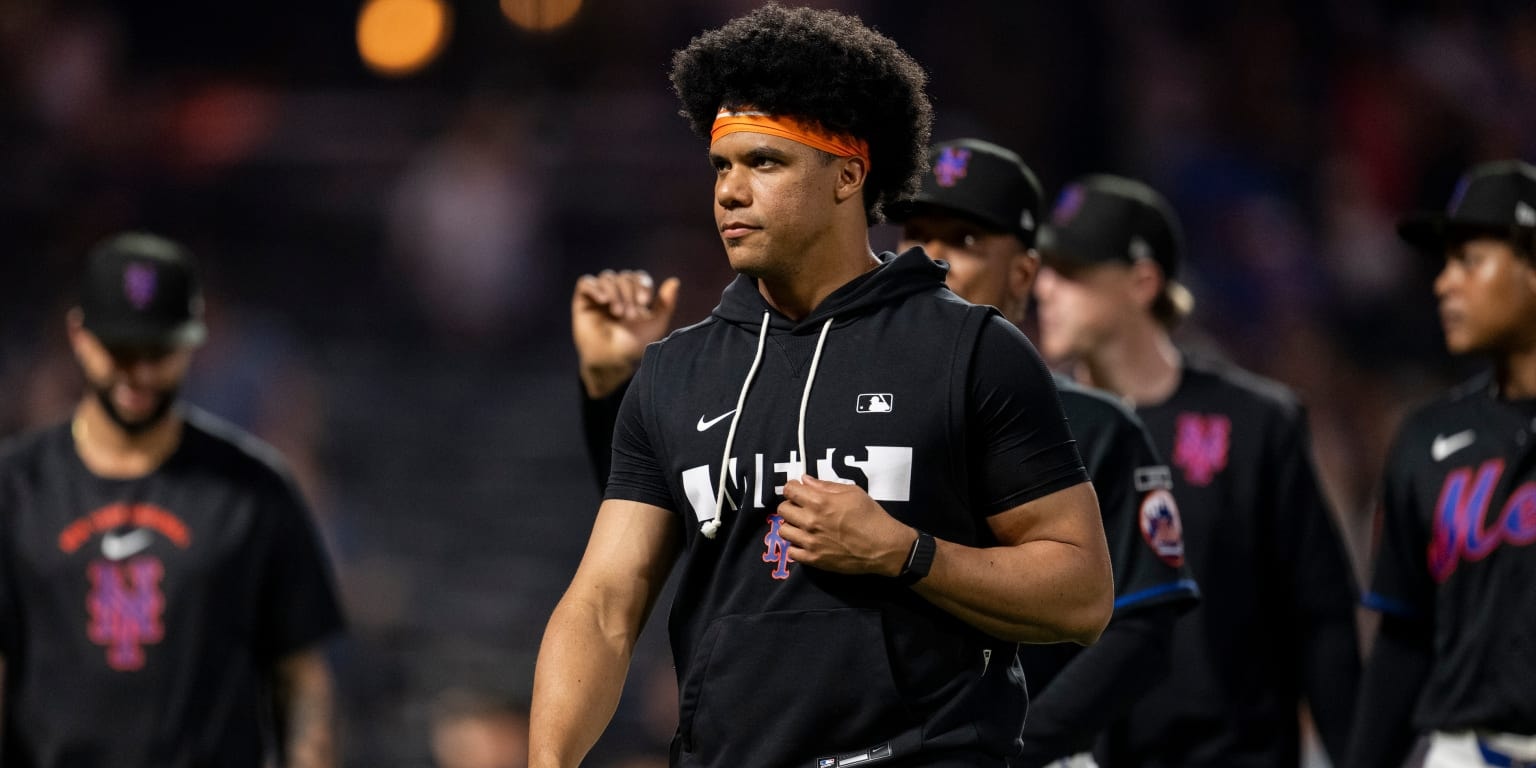 Juan Soto returns to the field with live batting practice, indicating push toward late-season comeback