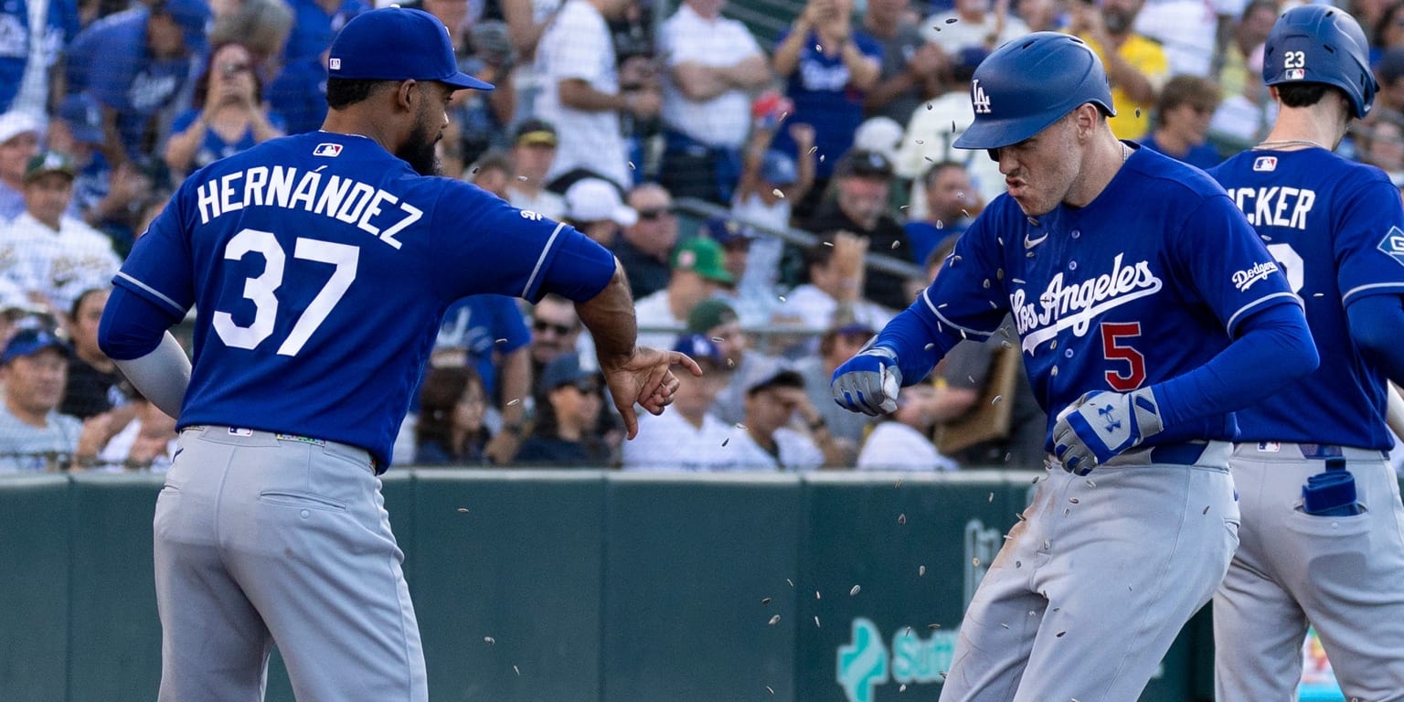 Dodgers enter final homestand of first half with 12-game cushion in NL West