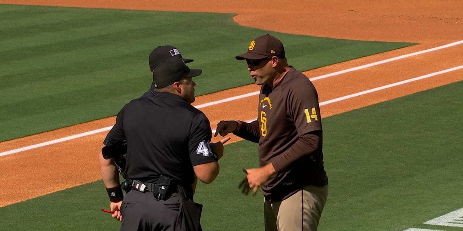 Padres’ Stammen and Goins ejected in first inning after check-swing dispute against Dodgers