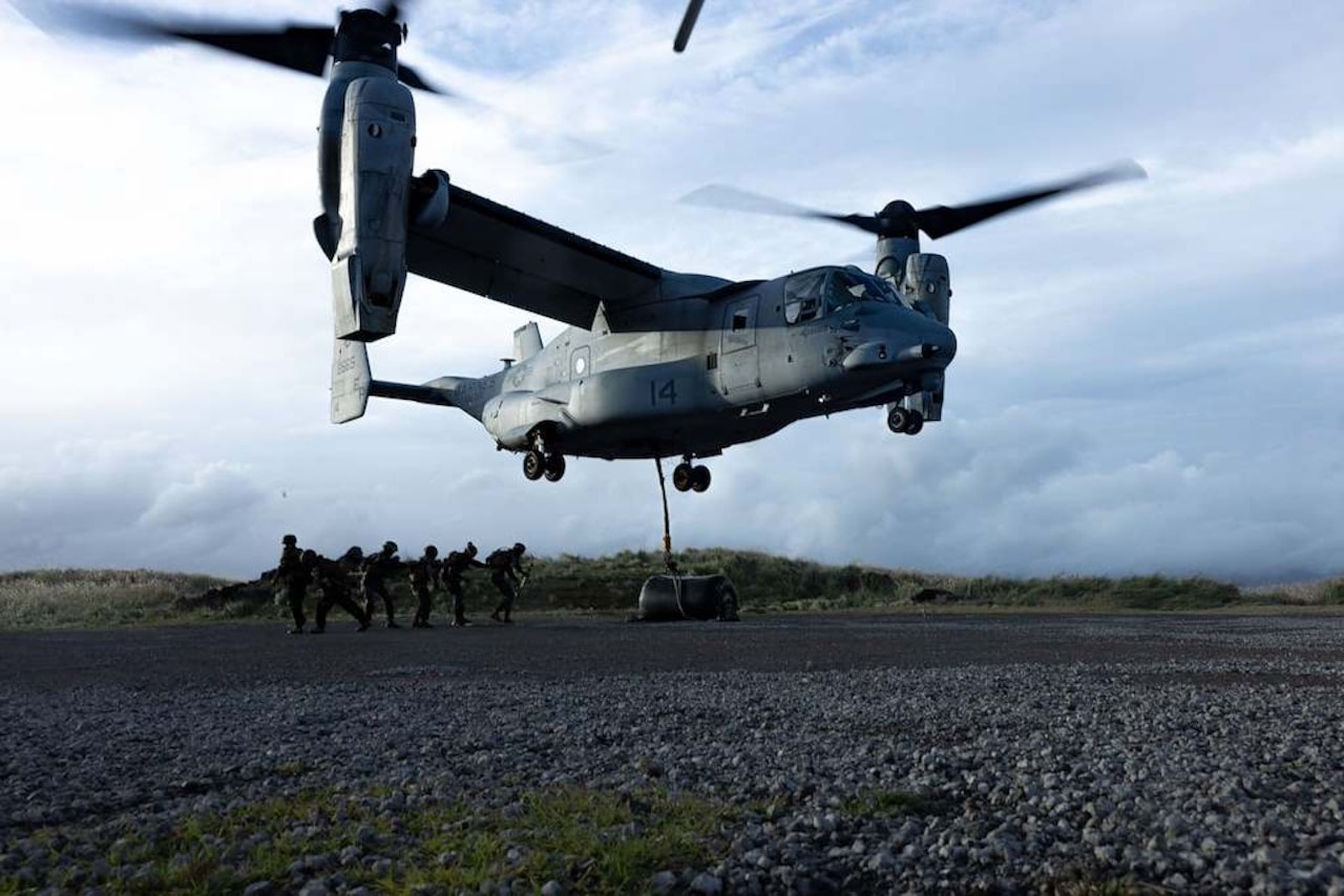Marines, Japanese Forces Sharpen Explosive Disposal Skills During Keen Sword 2027