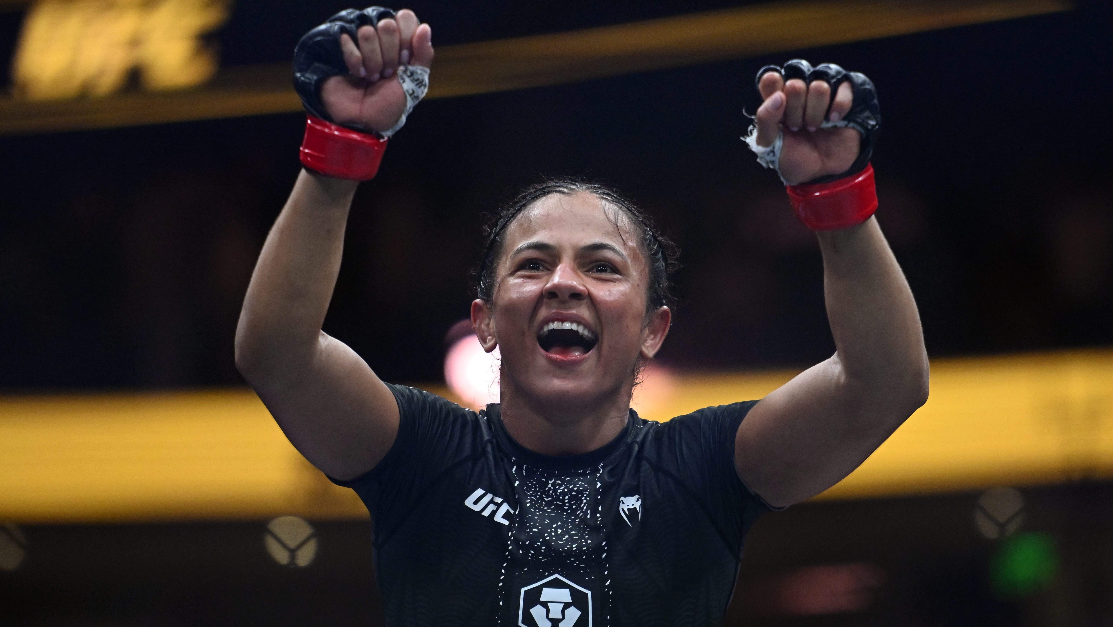 Natalia Silva reaches out to Valentina Shevchenko after winning UFC women’s flyweight title