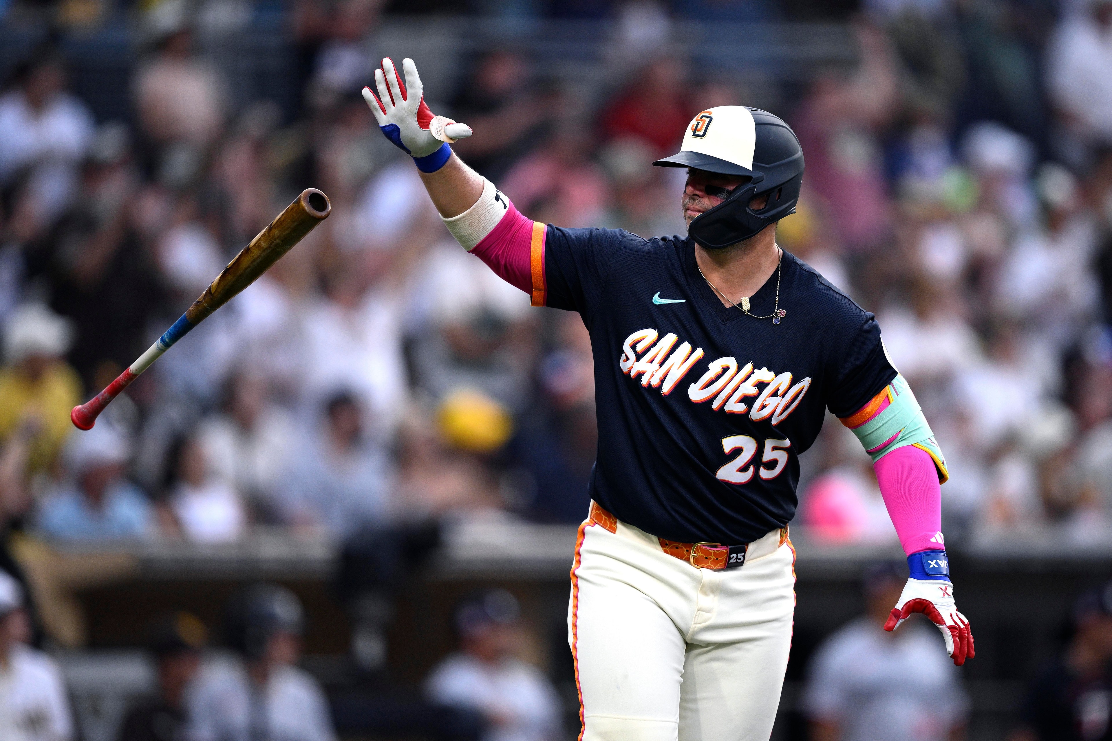 Padres break through in fifth, down Twins 6-2 to open series at Petco Park