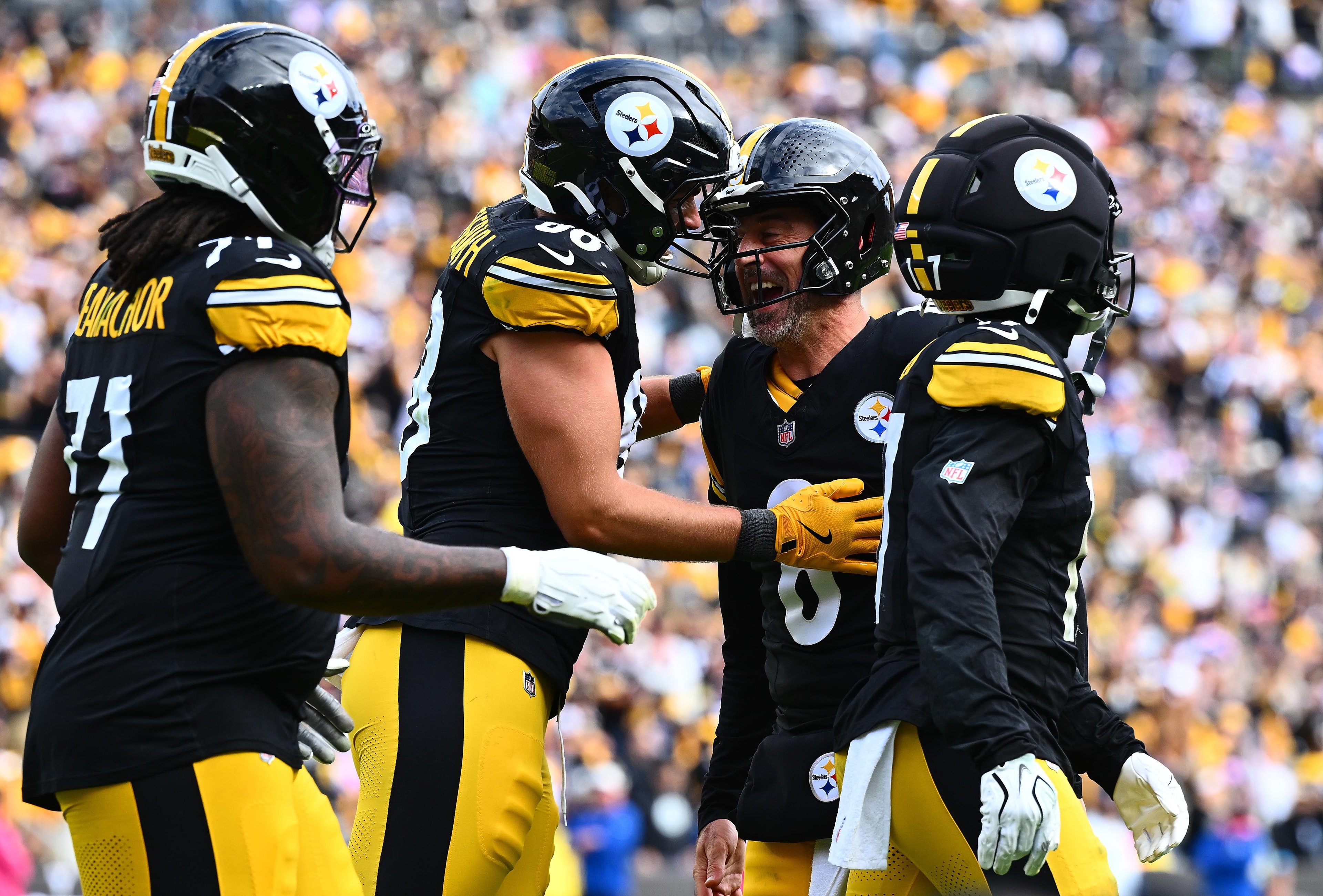 The Morning After: Steelers’ offense finds a groove, and Pittsburgh’s attack starts to look like a plan