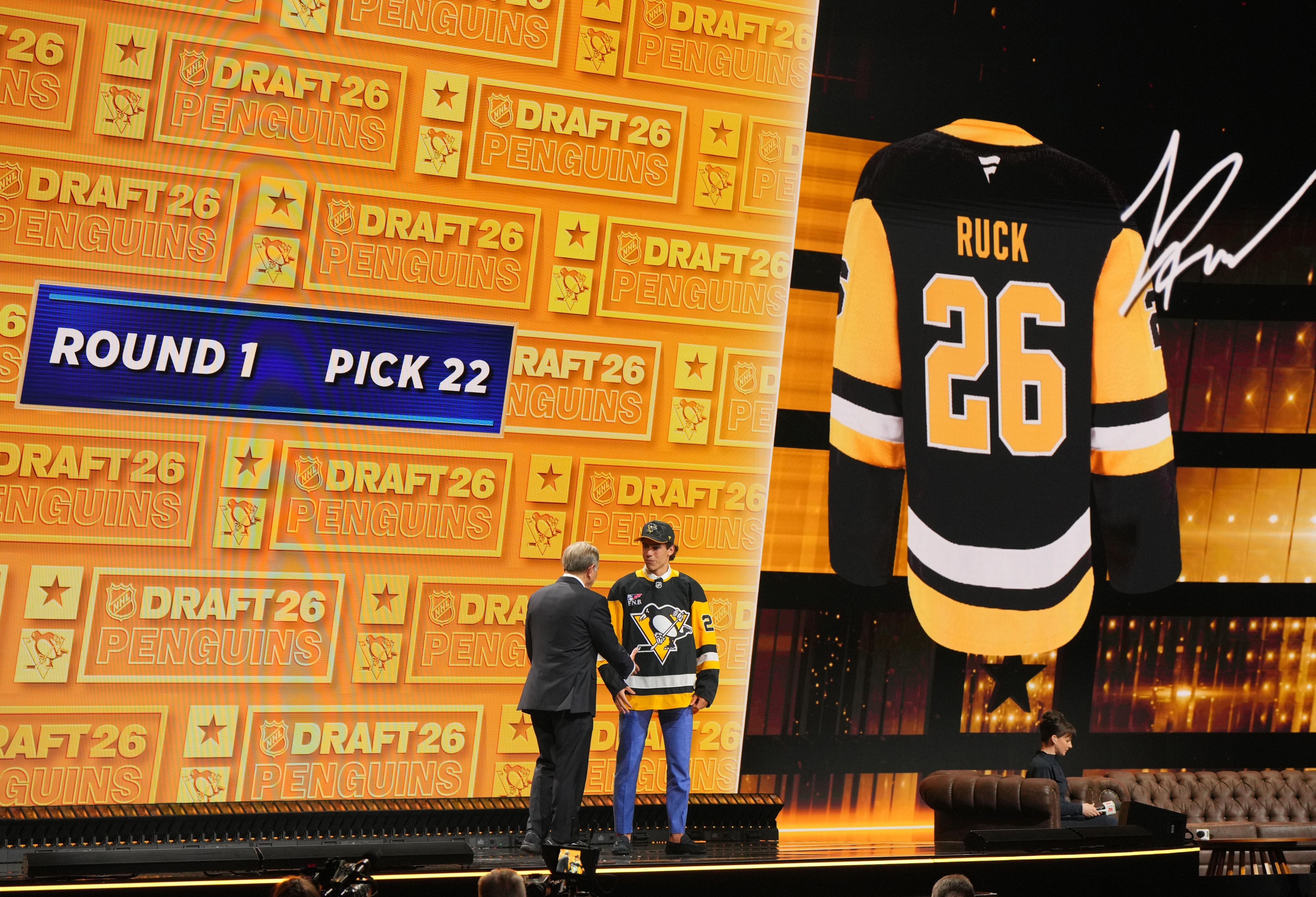 Penguins made a draft-offer call to Ottawa around 25th pick, but Senators declined a roster-player swap