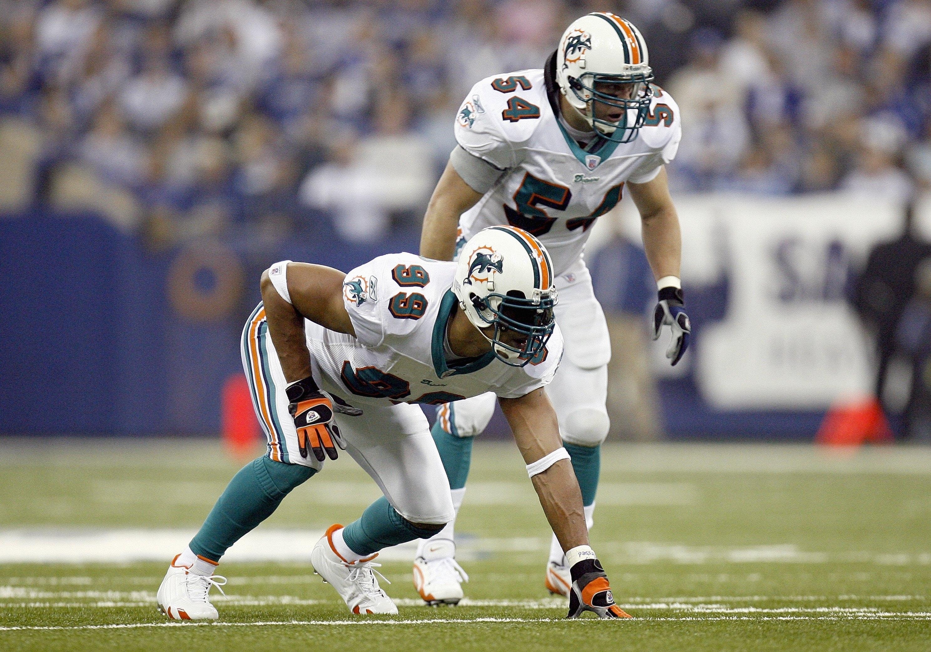 Miami Dolphins Debate Turns to the Past, Testing Whether Old-Era Players Fit the Modern NFL