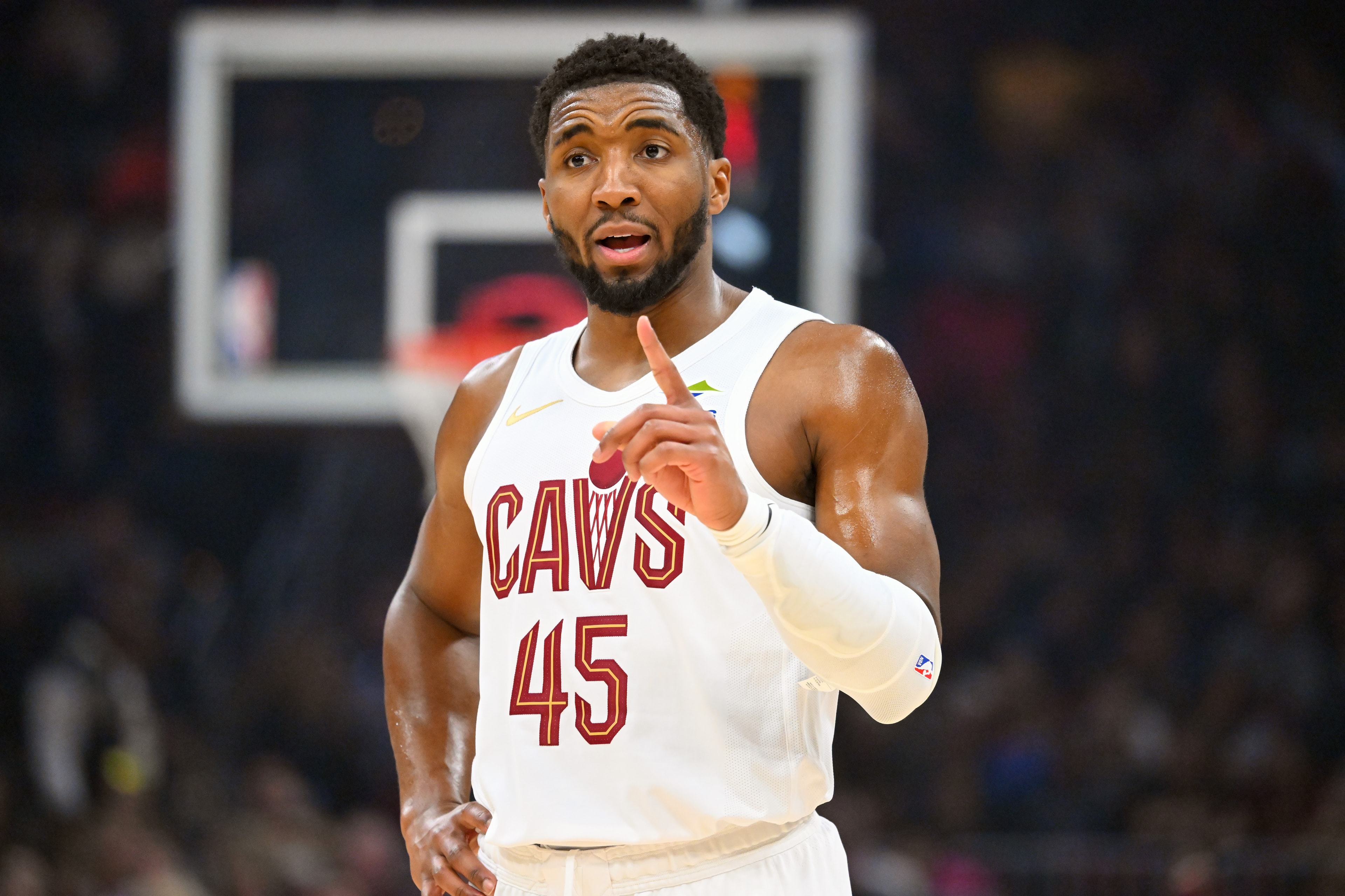 Cavs season outlook becomes a numbers debate as fans push back on Cleveland win-total expectations