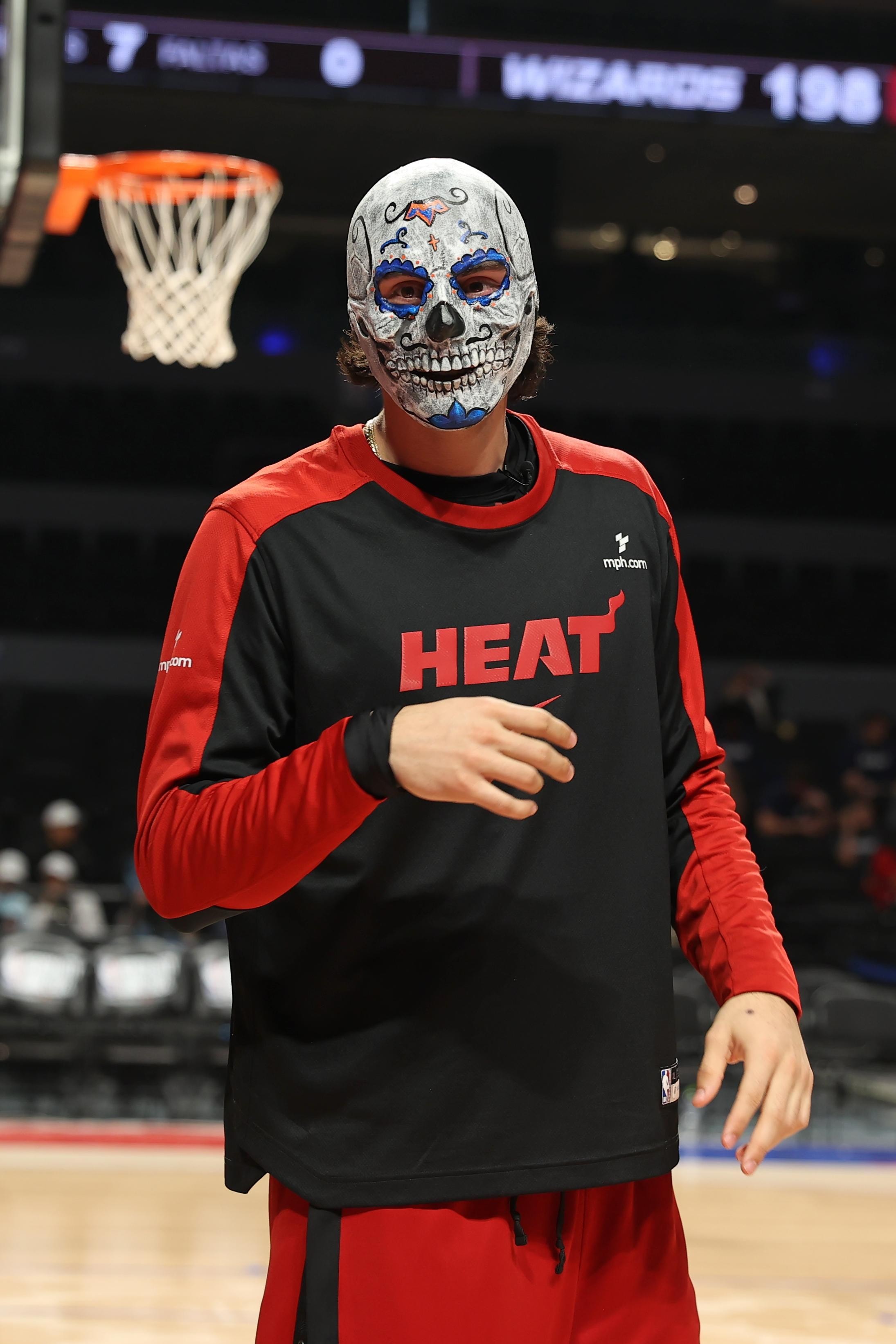 Bucks small forward debate returns: what Milwaukee’s starter choice really decides