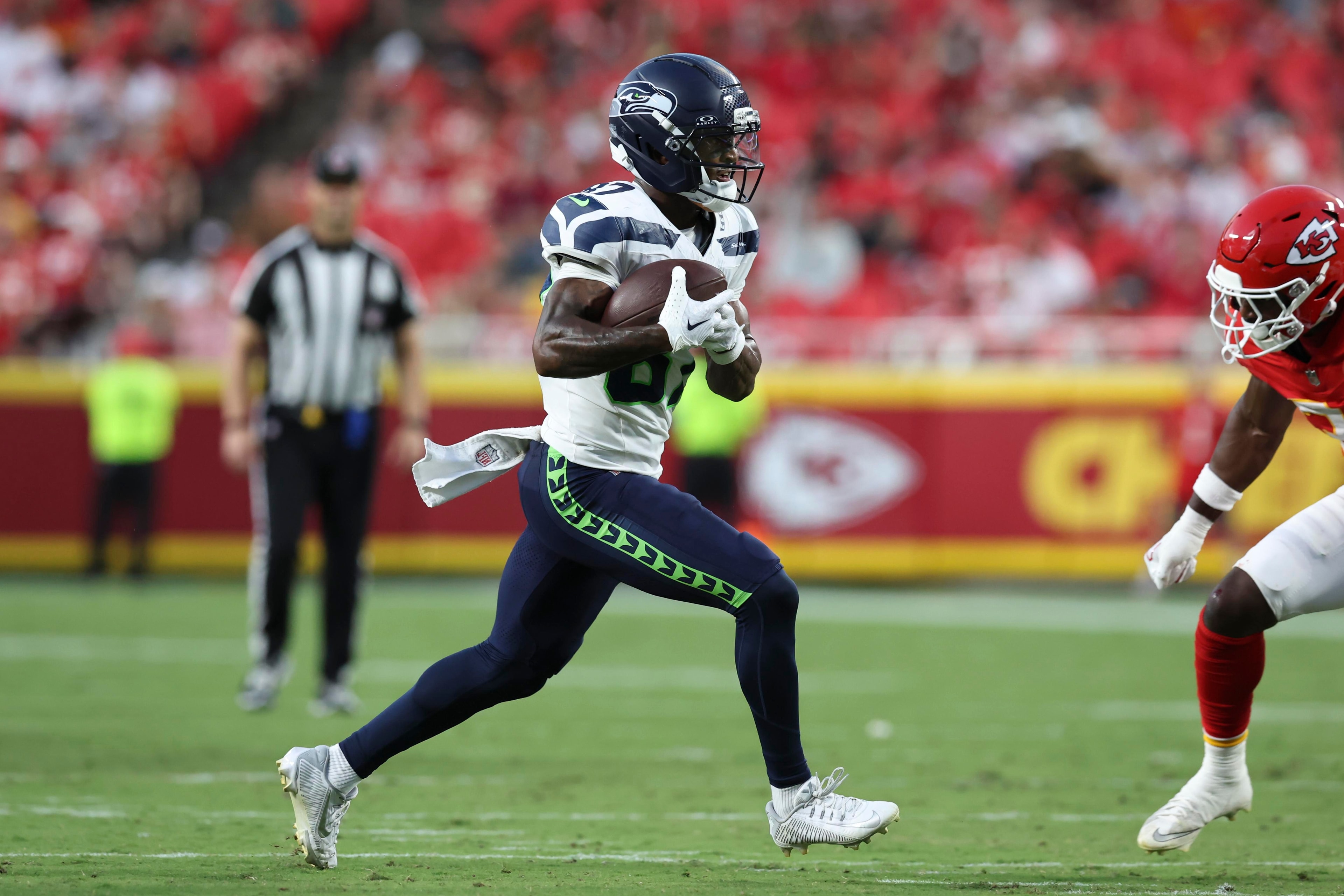 Seahawks set the initial 53-man roster, beginning the reshaping period before the season
