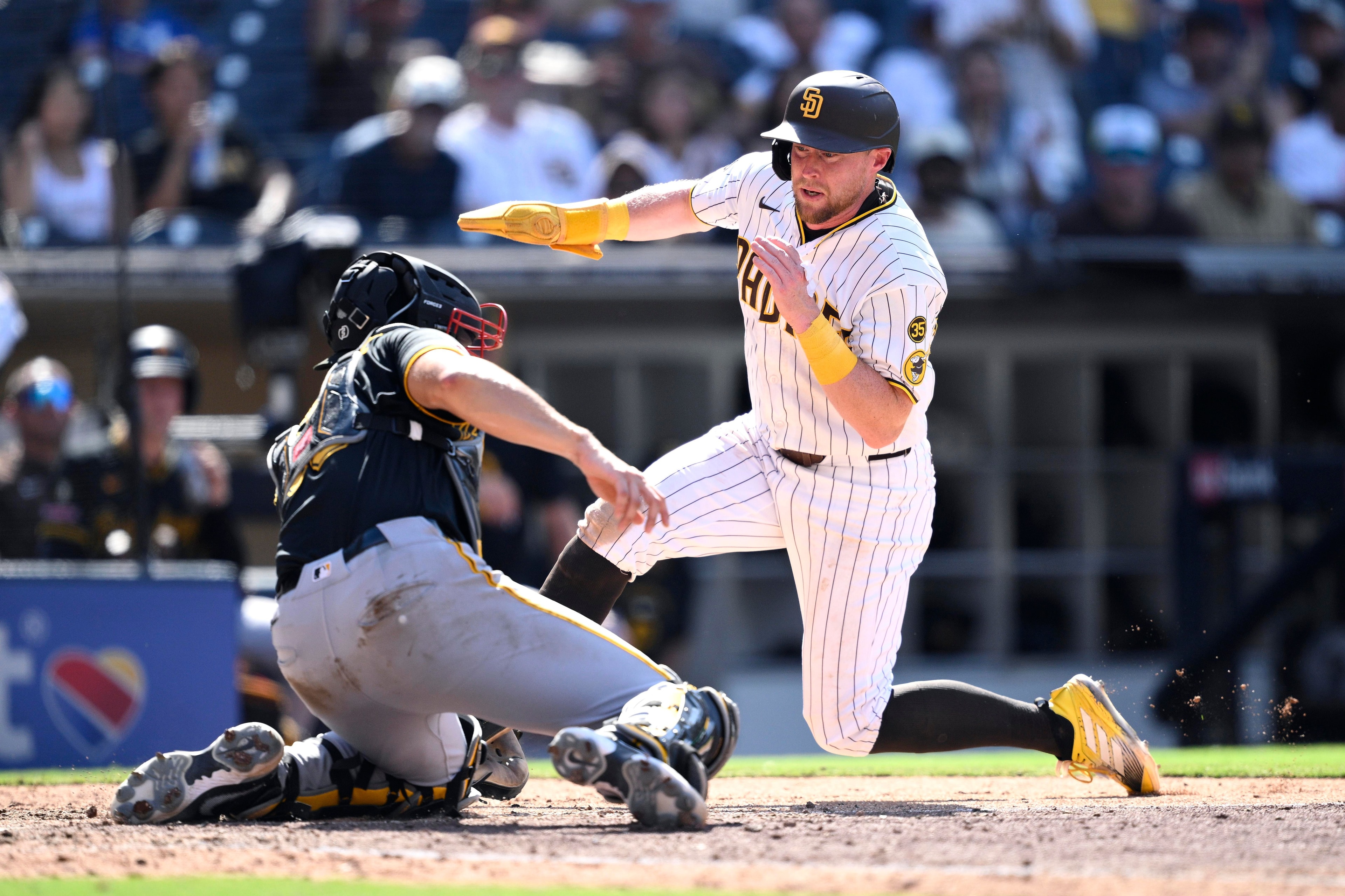 Padres keep series hope alive as offense stirs and “Mize” gets the spotlight in win over Pirates