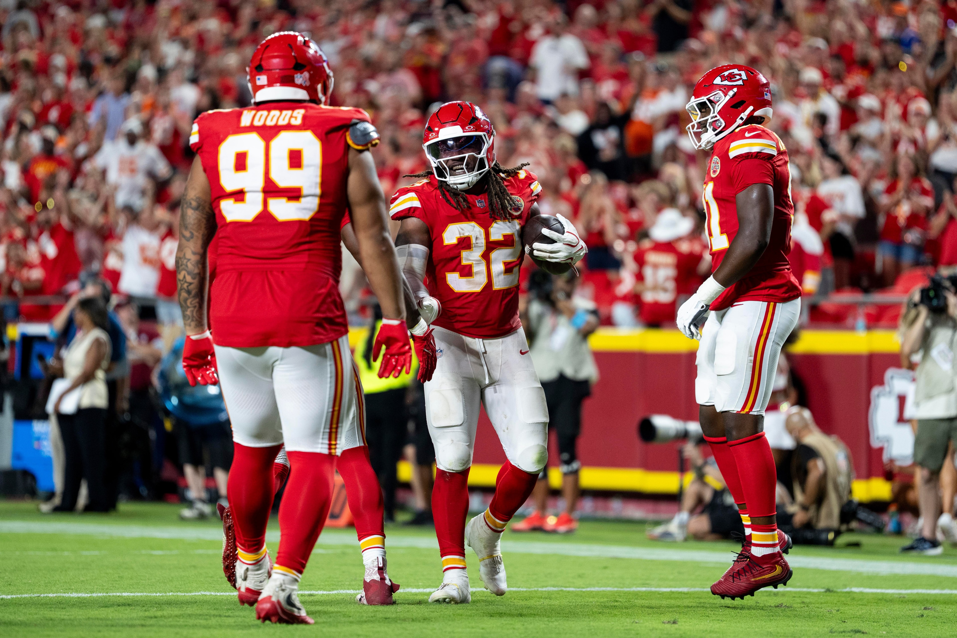 Chiefs defensive snap-count snapshot: learning the scheme after the first four games