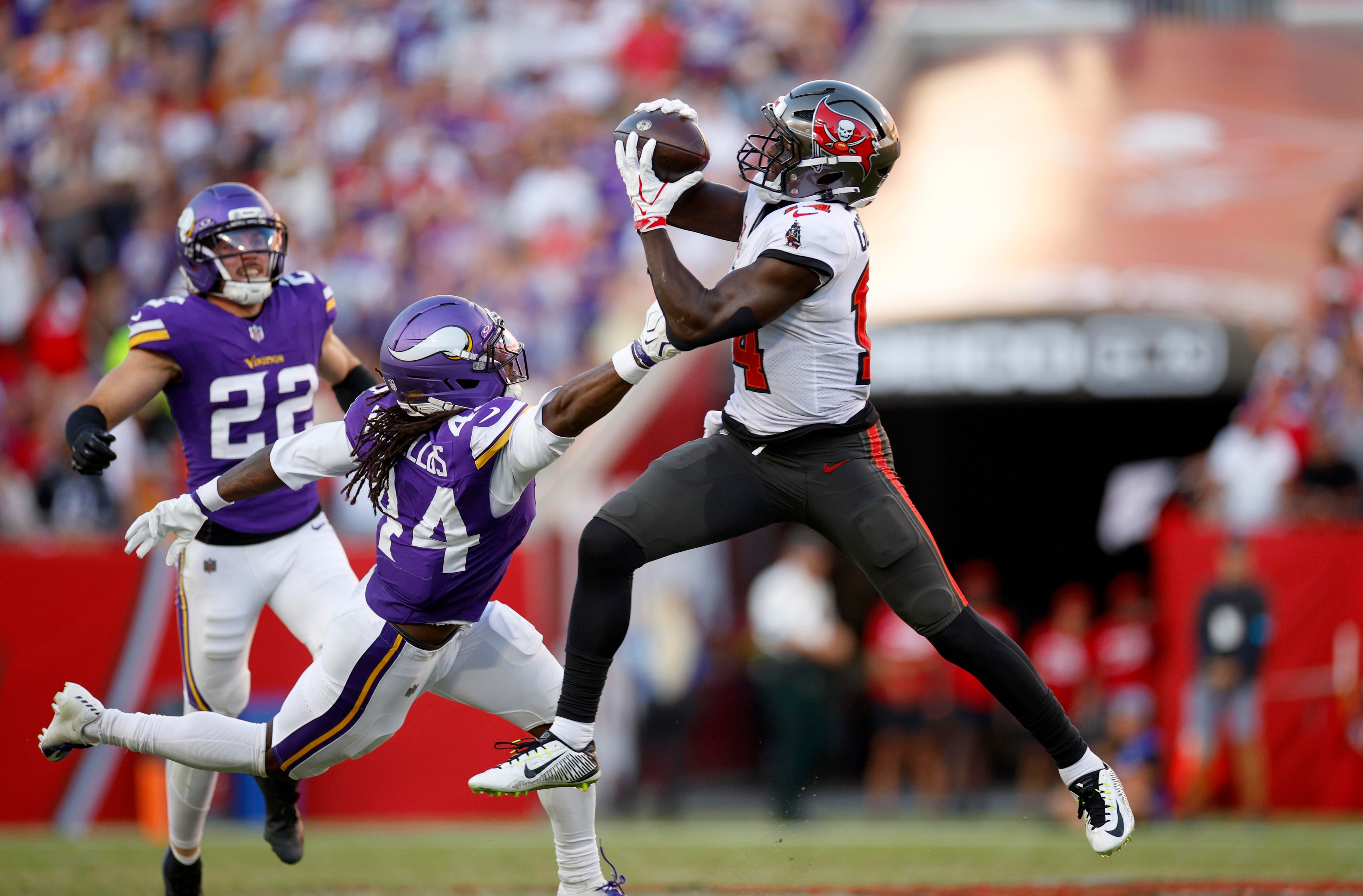 Chris Godwin listed among wide receiver trade fits as Raiders scouting continues