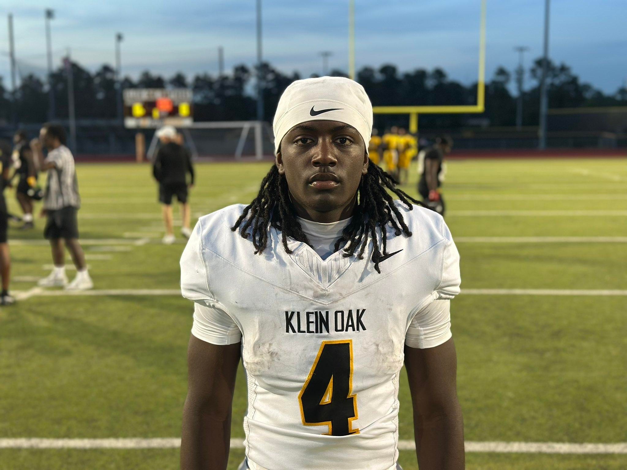 Micah Rhodes flips commitment, giving Texas a 2028 class boost