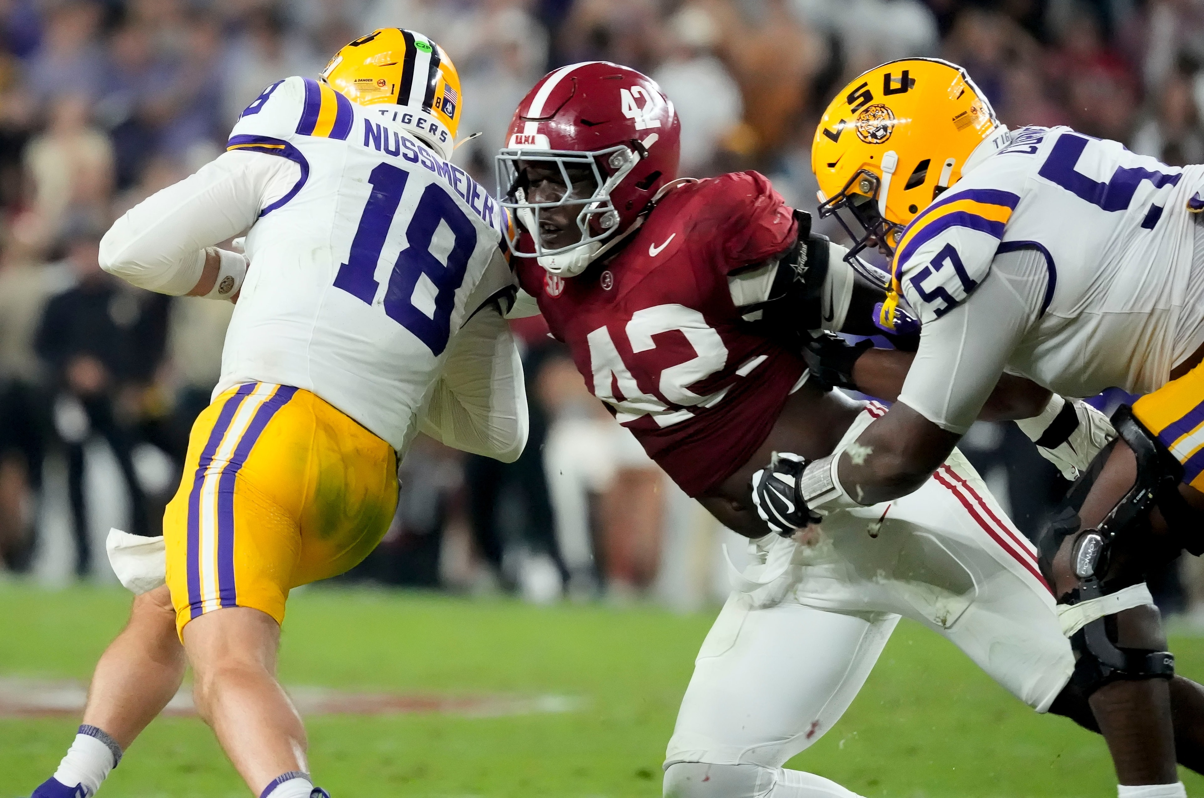 A preseason peek at Alabama’s 2026 SEC slate, with LSU framed as a key test