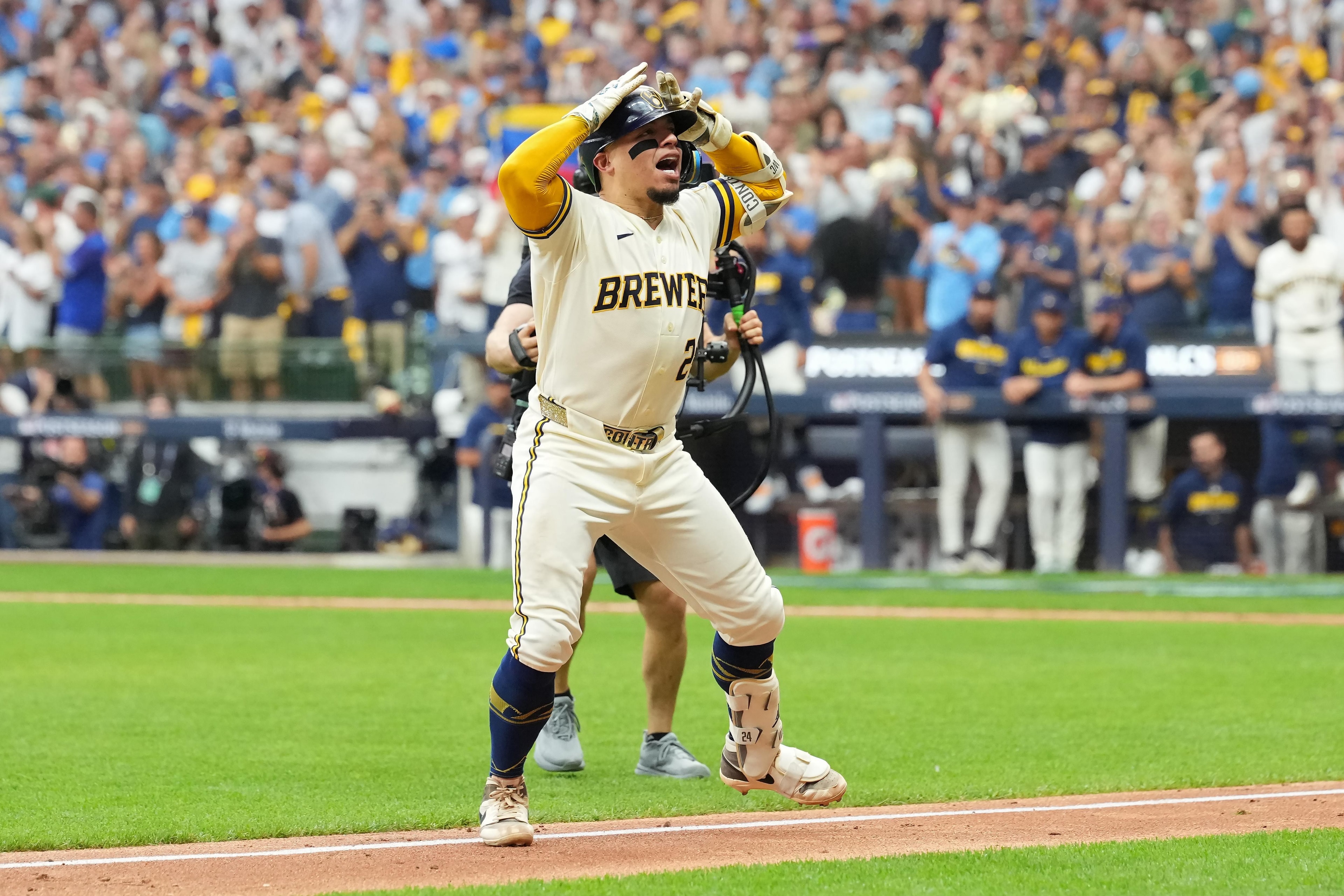 Brewers and Guardians earn key League Championship Series wins as Mets look ahead to 2027 prospects