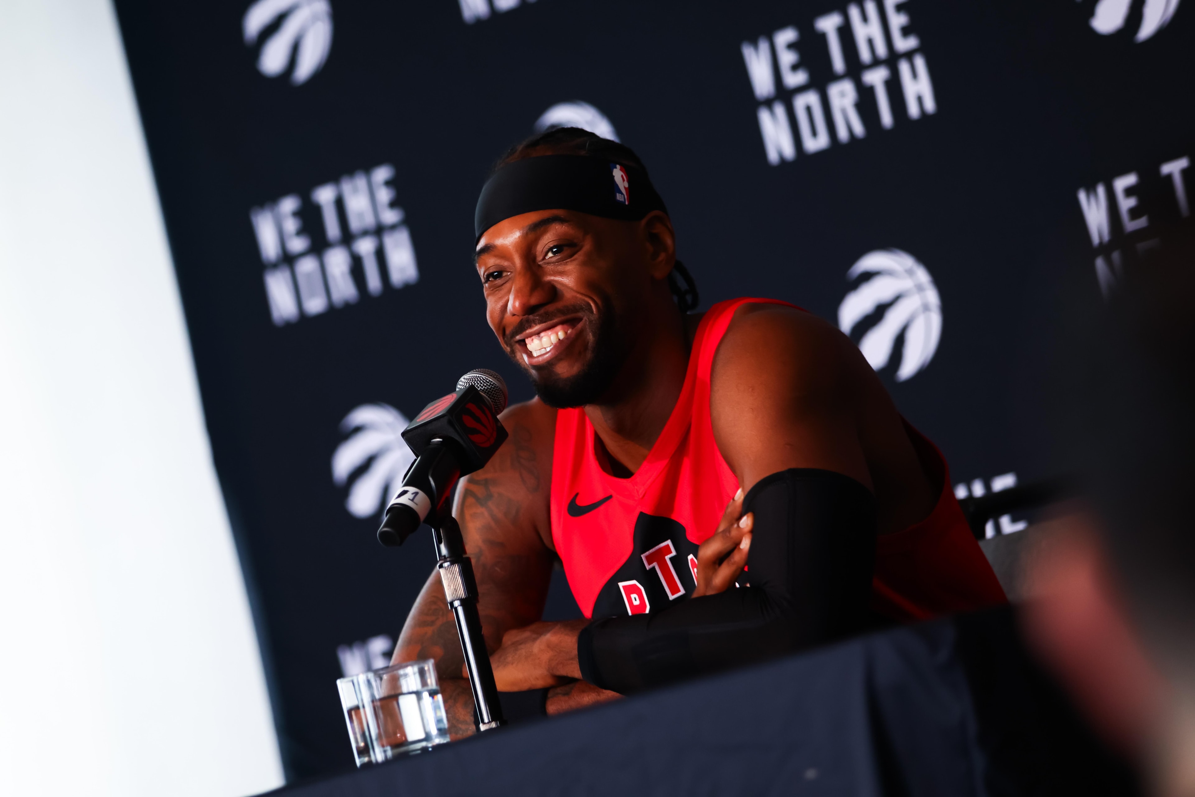 Raptors’ search for “lightning again” returns to Kawhi Leonard’s orbit