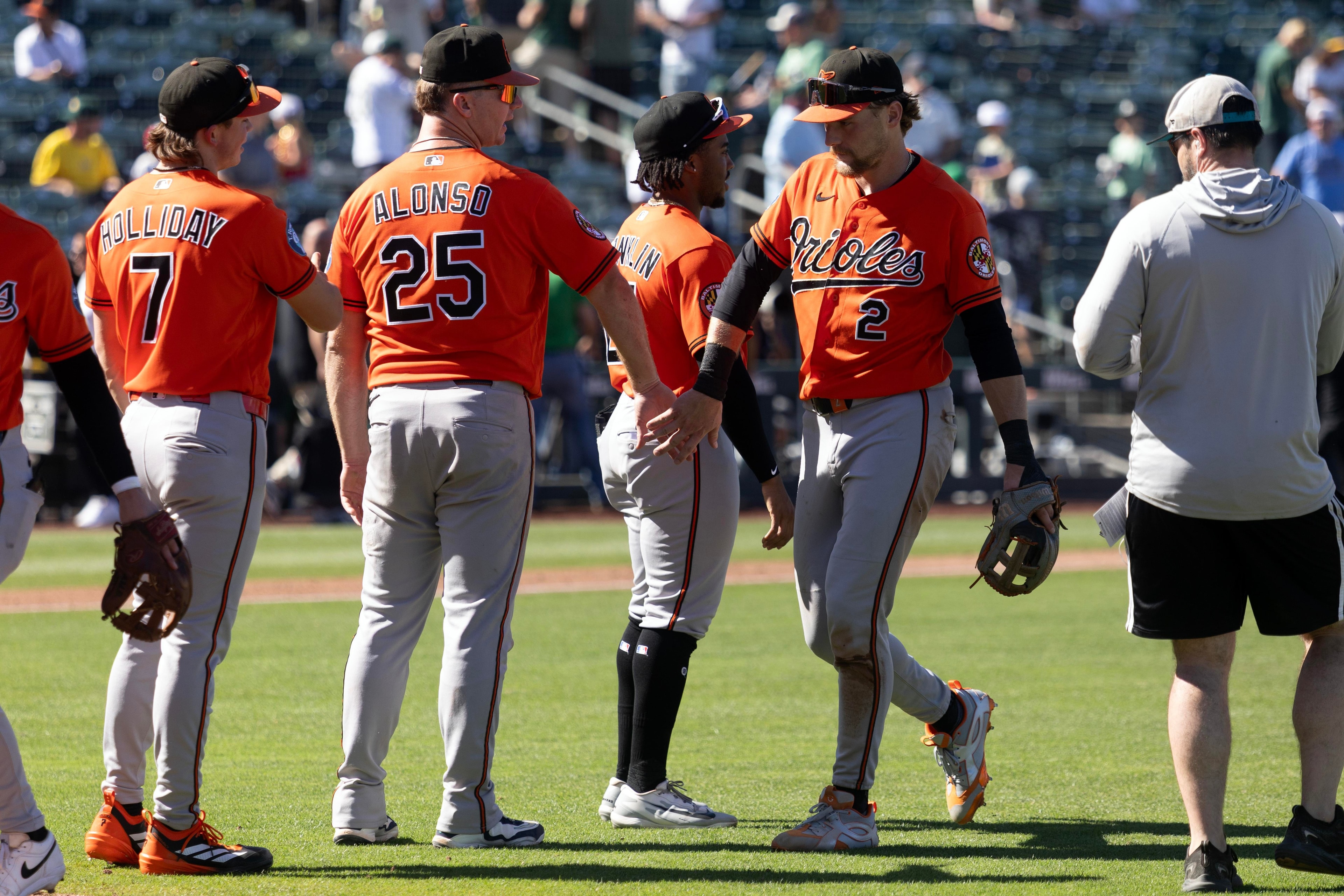 Orioles sweep Athletics in Sacramento, close to .500 after a late surge