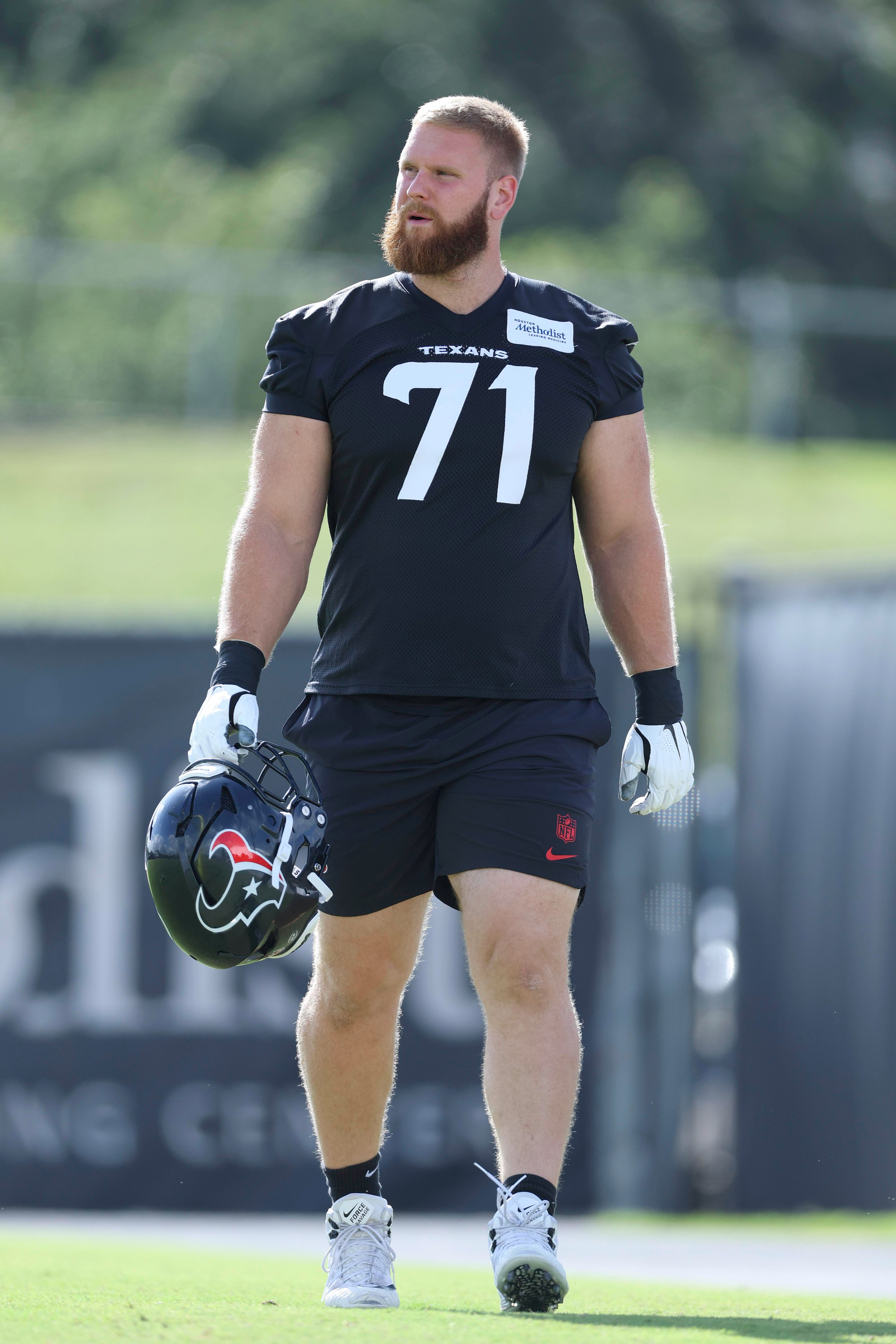 Texans right tackle Braden Smith avoids long-term injury, is in the mix for Week 1 vs. Bills