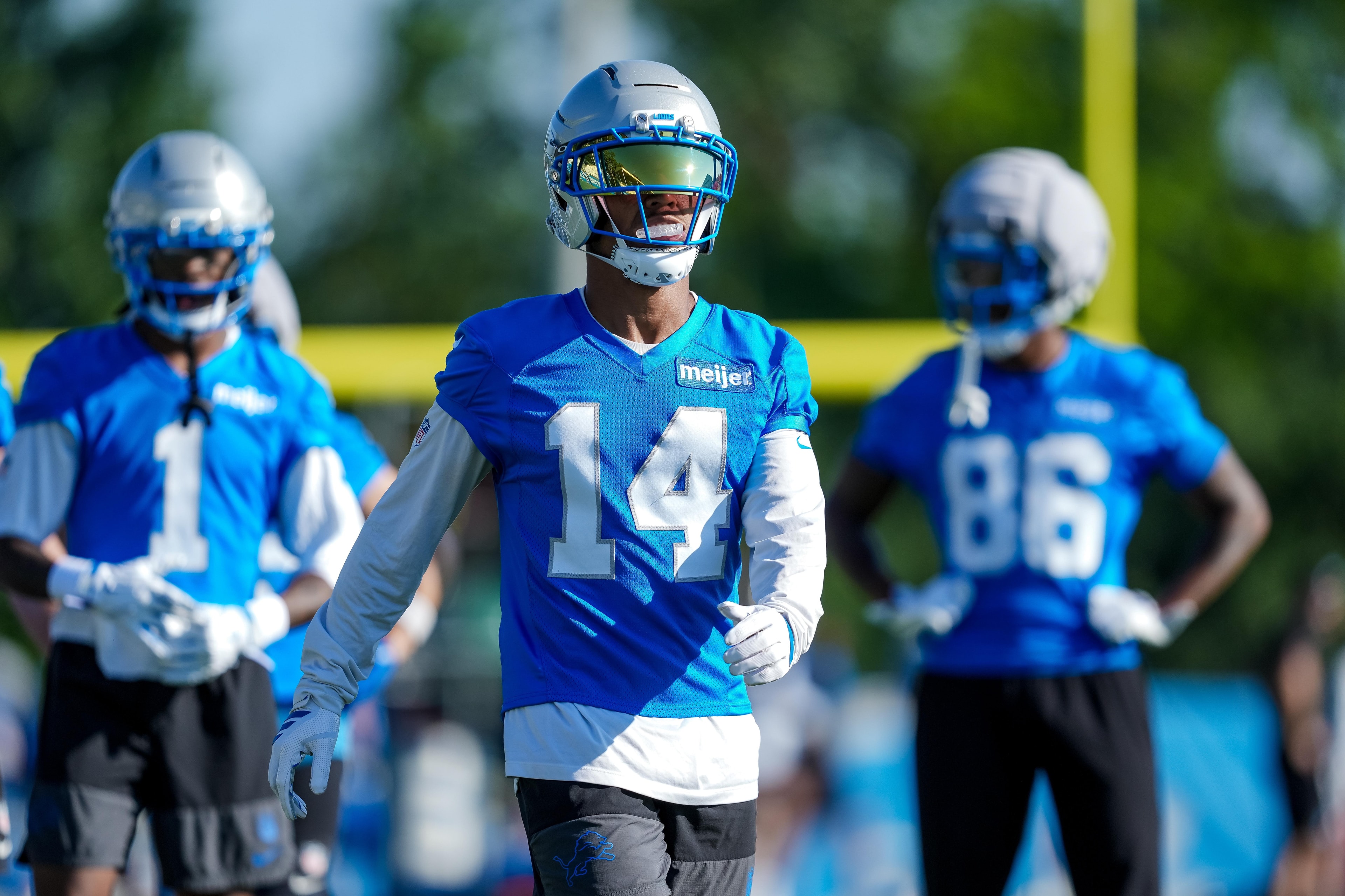 Dan Campbell dials back workload on Day 18 of Lions training camp, keeping practice in shells