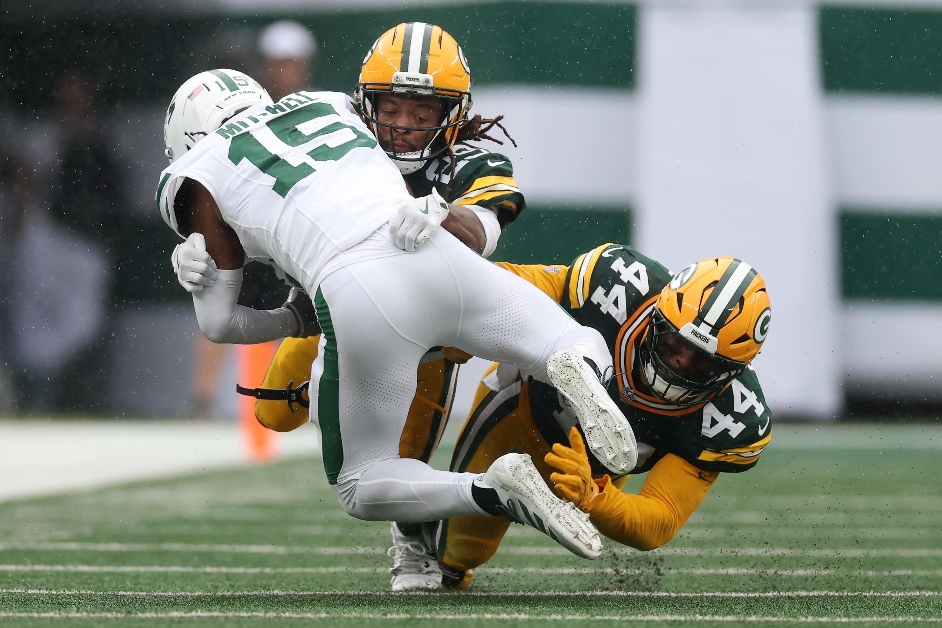Bears-Packers: Tyson Bagent’s job is simple at Lambeau, protect the football against Xavier McKinney