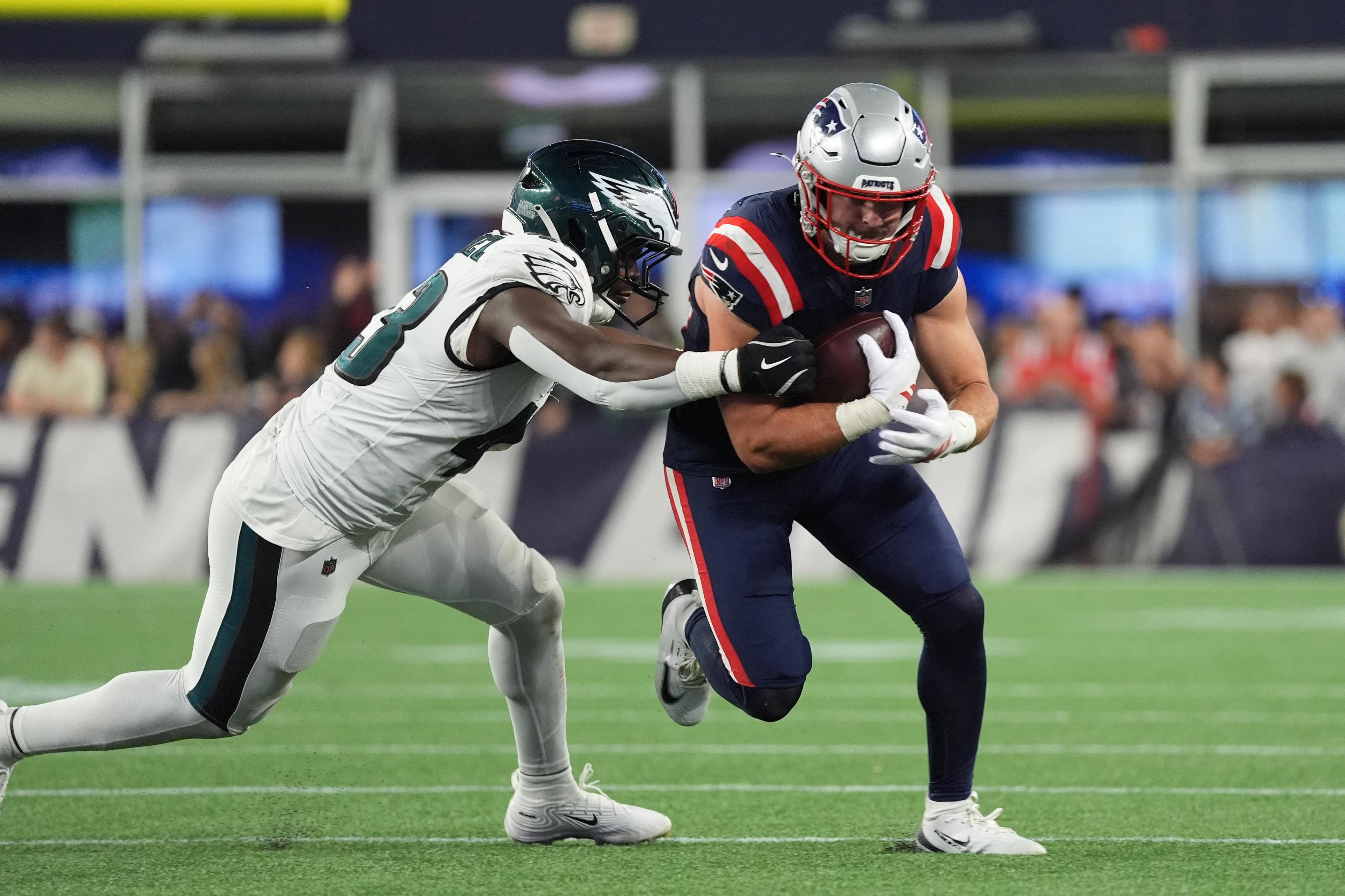 Lan Larison’s “gritty, tough” profile is starting to show as Patriots’ backfield battle tightens