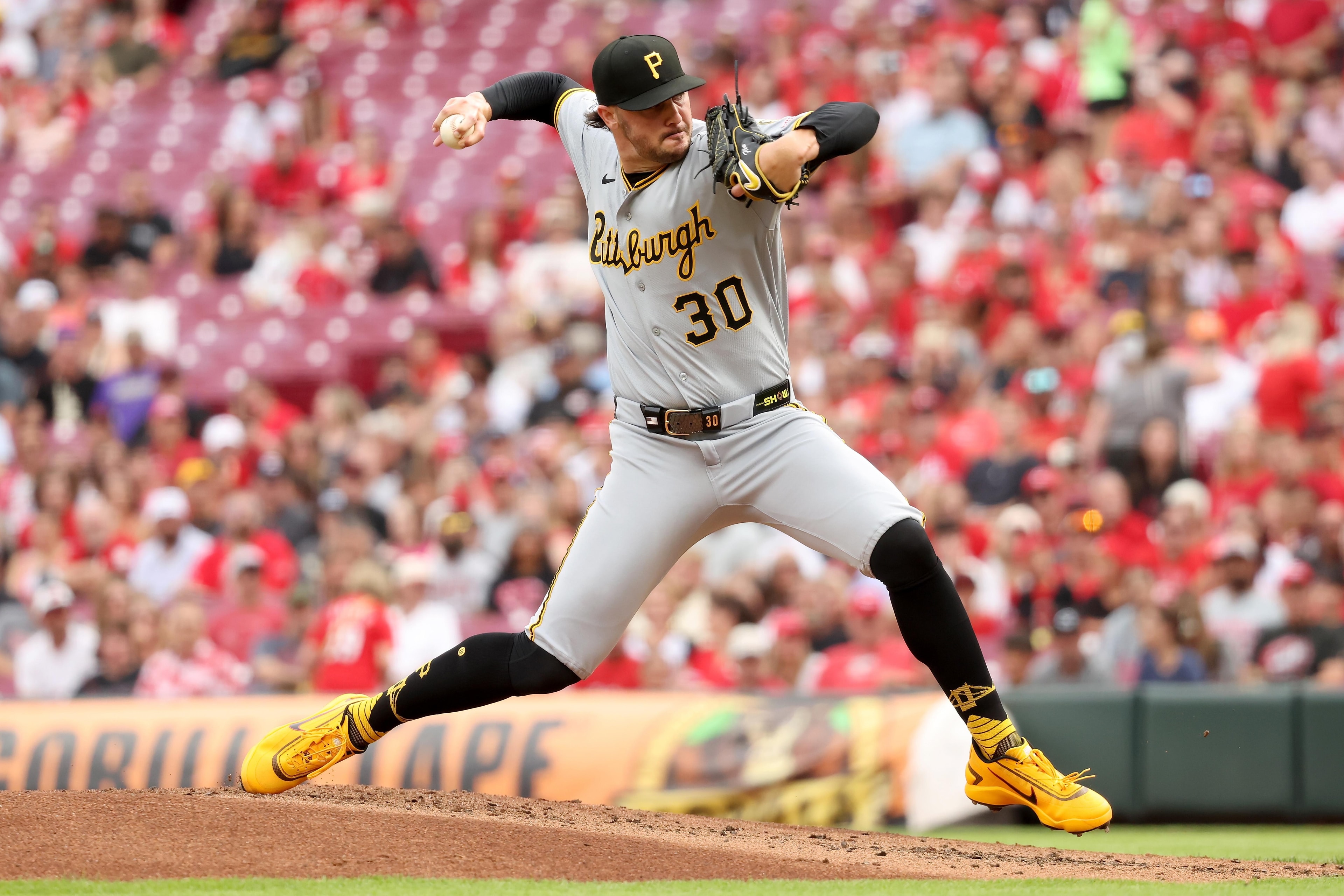 Paul Skenes vs. Eury Pérez highlights Pirates-Marlins opener at loanDepot Park