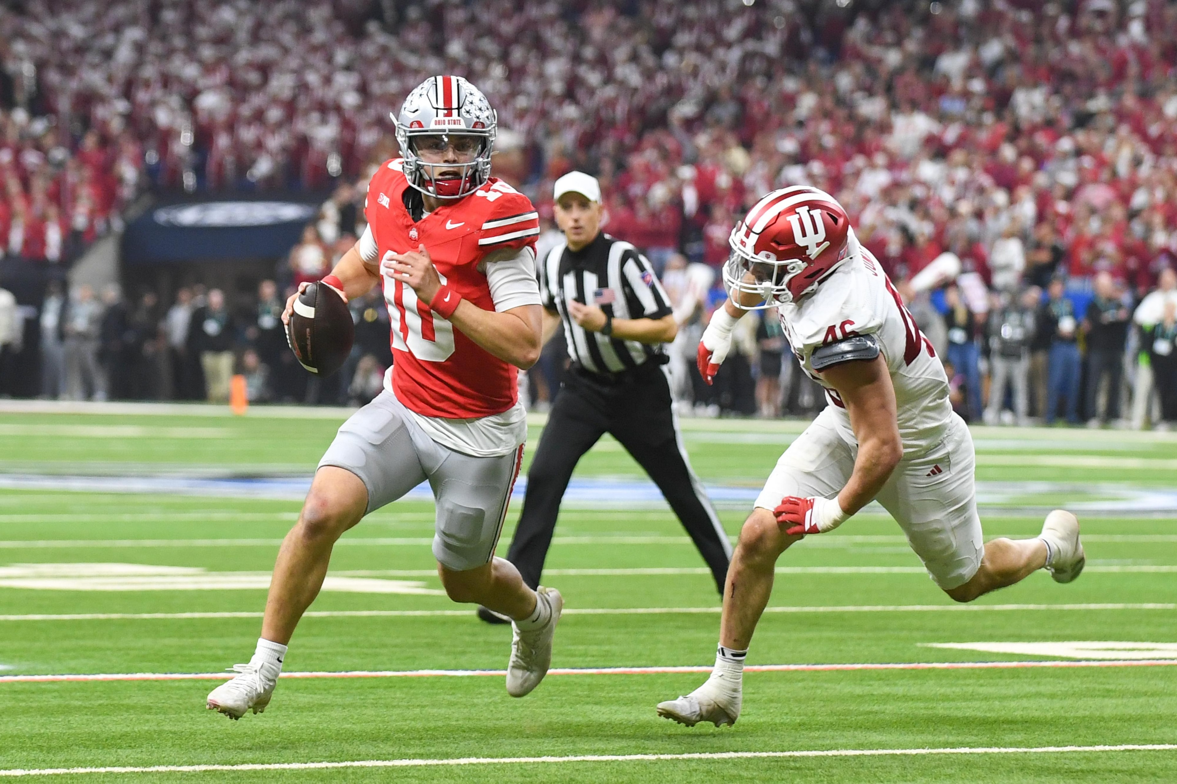 College football’s preseason AP Poll arrives with early-season storylines already taking shape